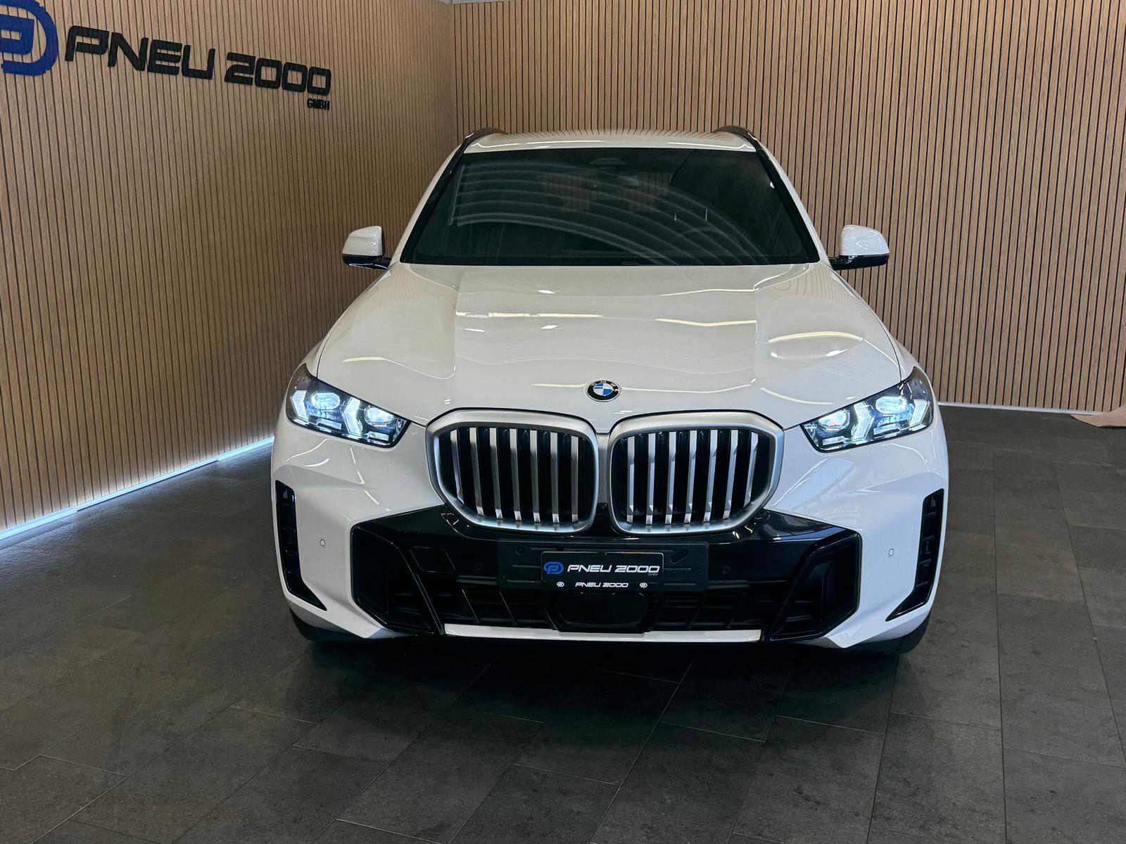 BMW X5 xDrive 48V 30d M Sport Pro Steptronic-showroom-element-2