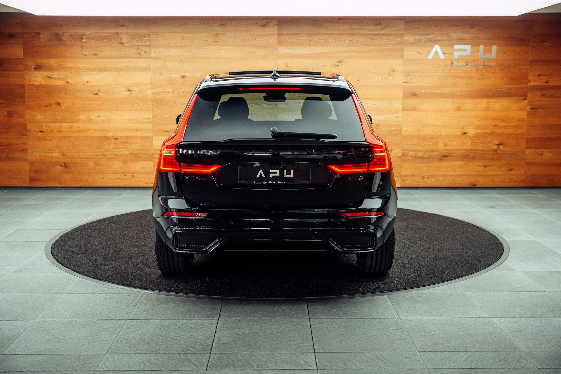 VOLVO XC60 B5 Benzin Mild Hybrid AWD Ultra Dark Geartronic-image-19
