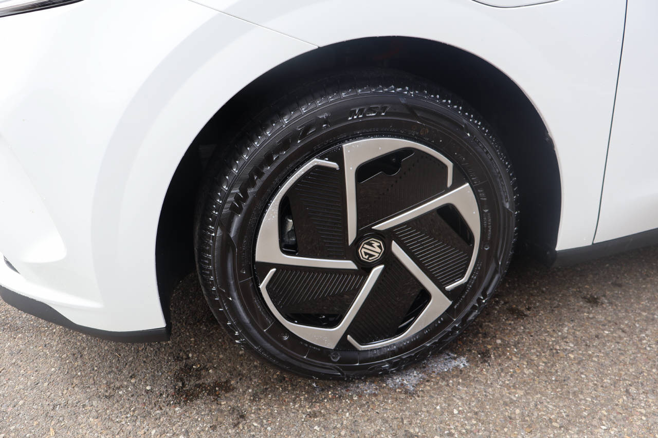 MG 4 Urban 43kWh Comfort-image-9