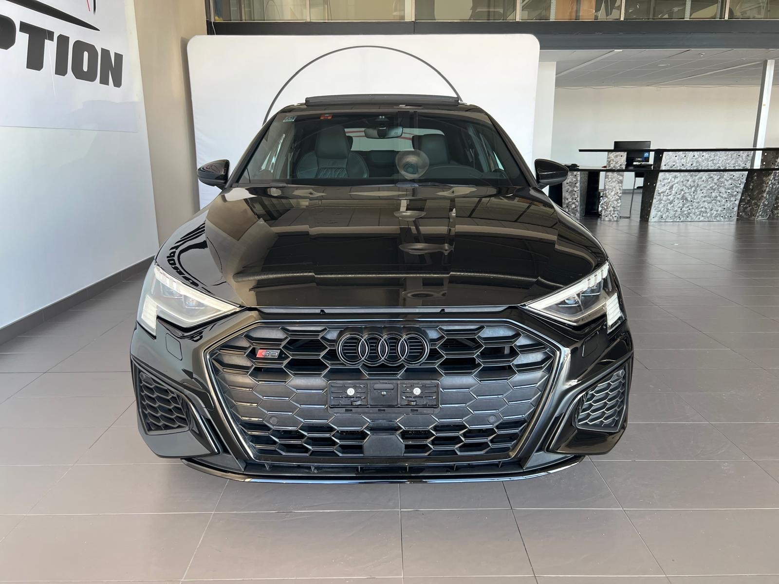 AUDI S3 Limousine 2.0 TFSI quattro S-tronic-image-2
