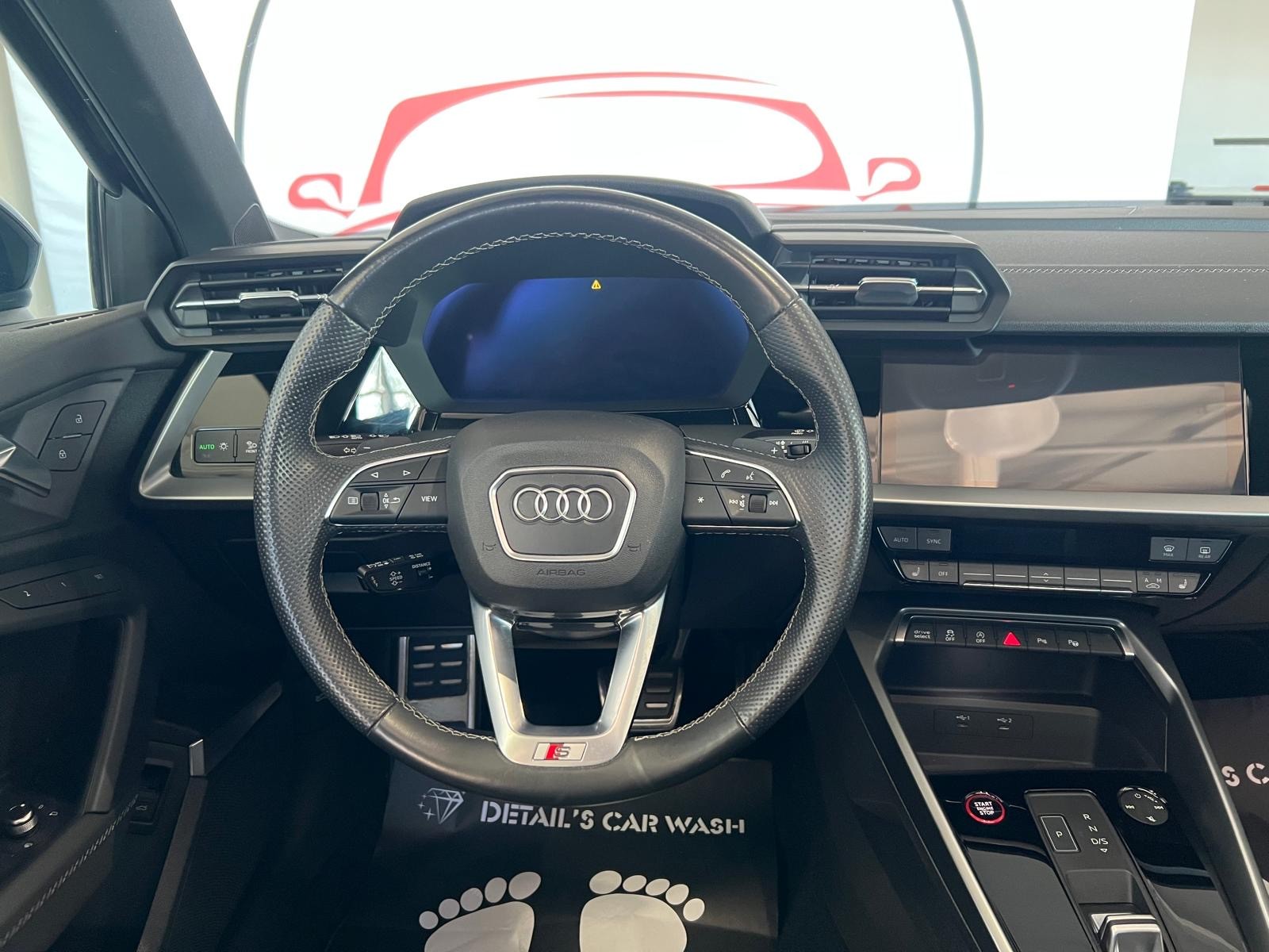 AUDI S3 Limousine 2.0 TFSI quattro S-tronic-image-22