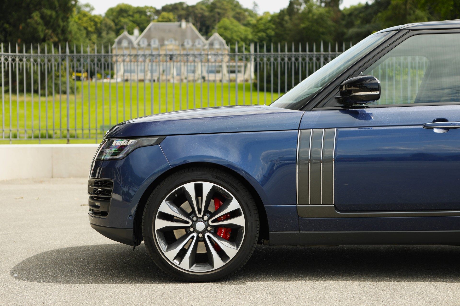 LAND ROVER Range Rover 5.0 V8 S/C SV AB Automatic-image-1