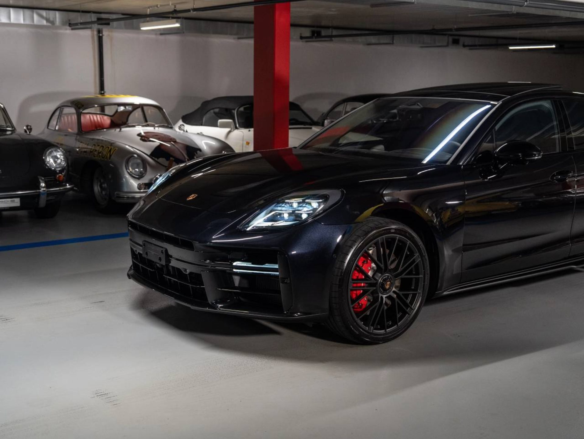 PORSCHE Panamera GTS-image-23