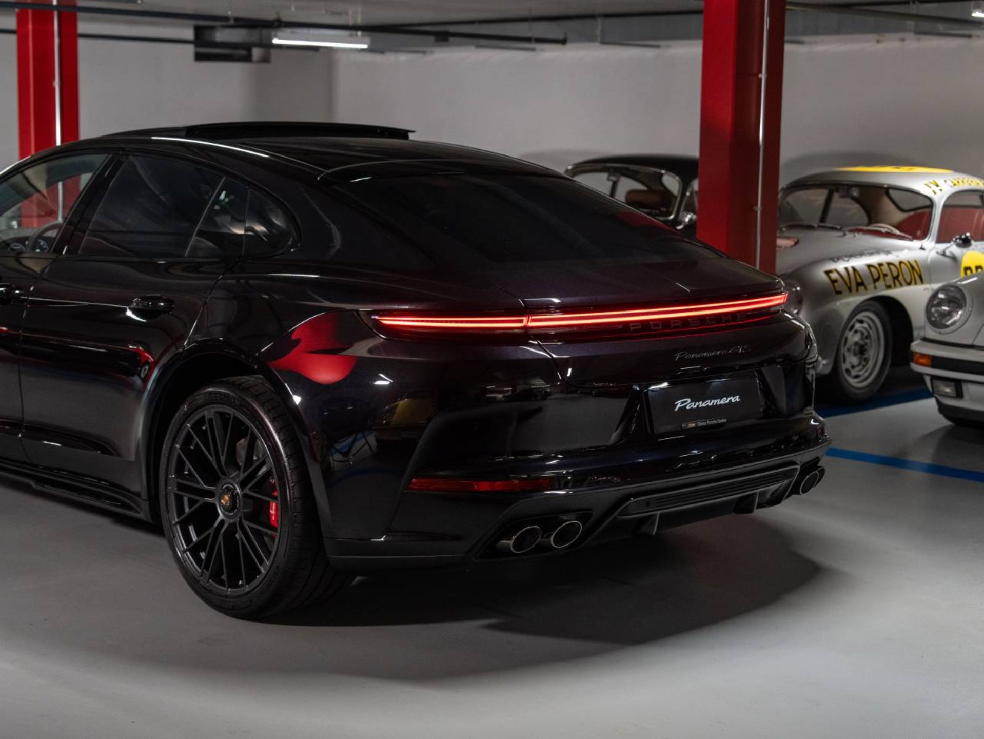 PORSCHE Panamera GTS-image-25