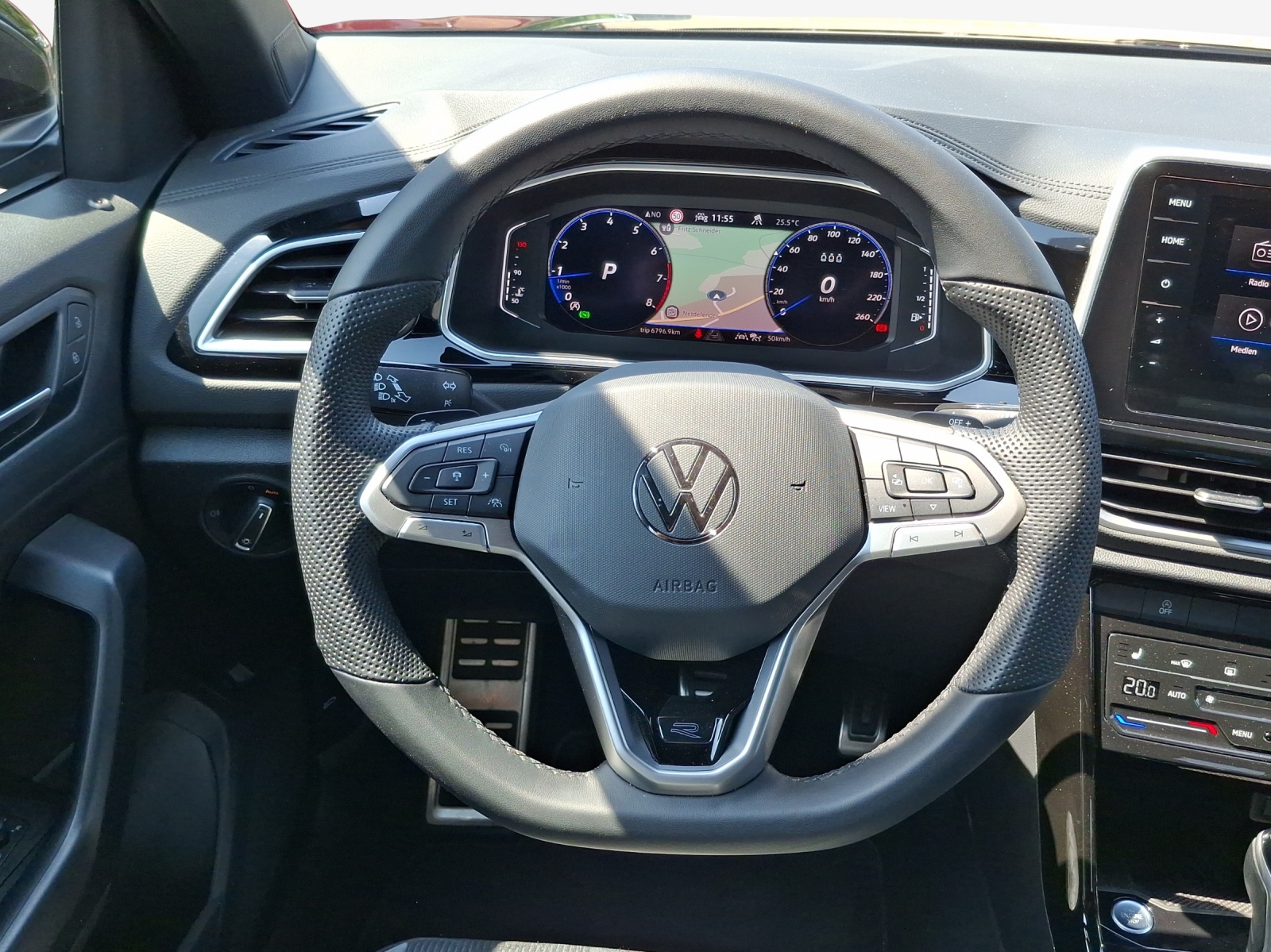 VW T-Roc 2.0 TSI R-Line DSG 4Motion-image-9