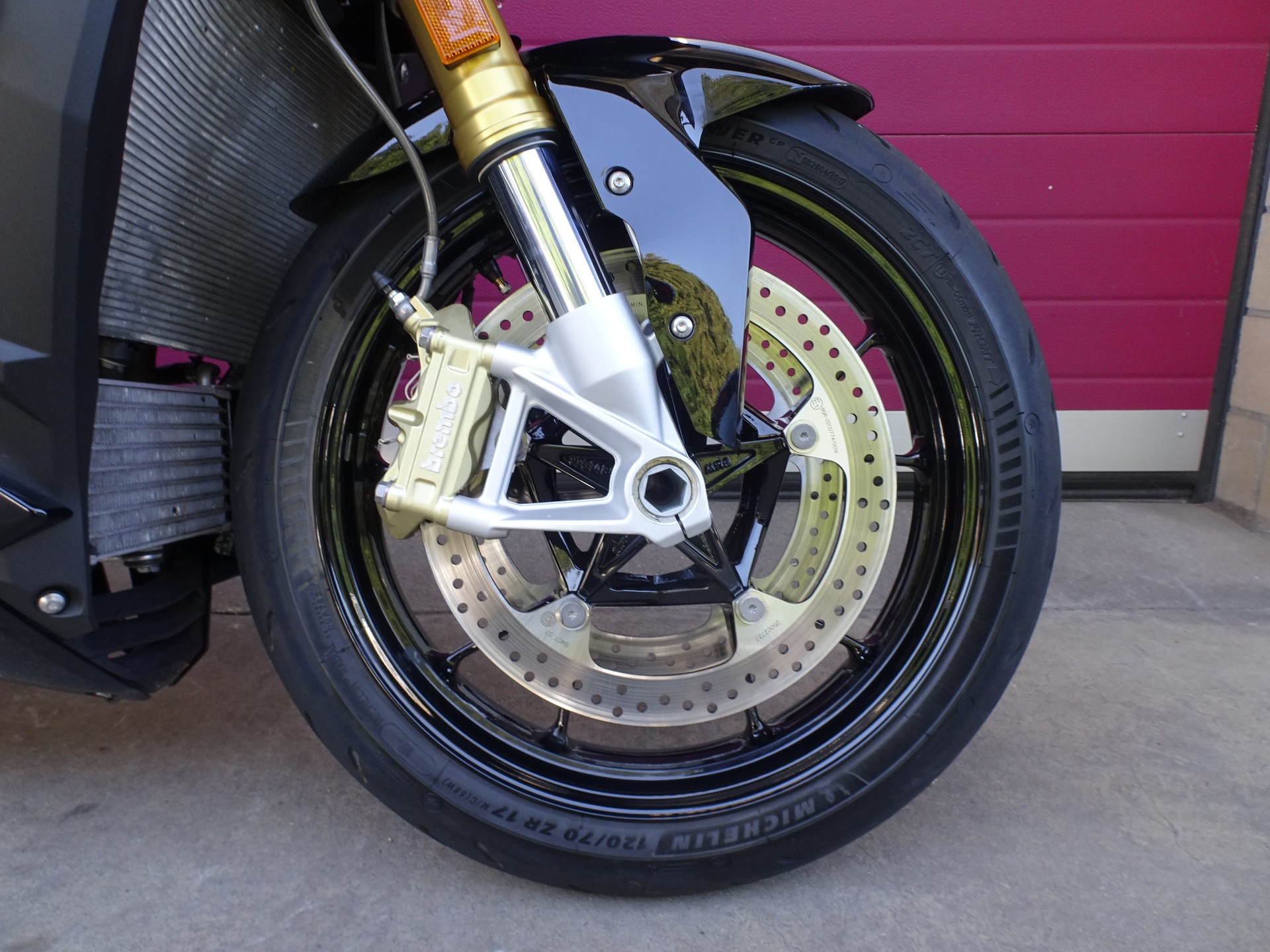 BMW S 1000 R ABS-showroom-element-1