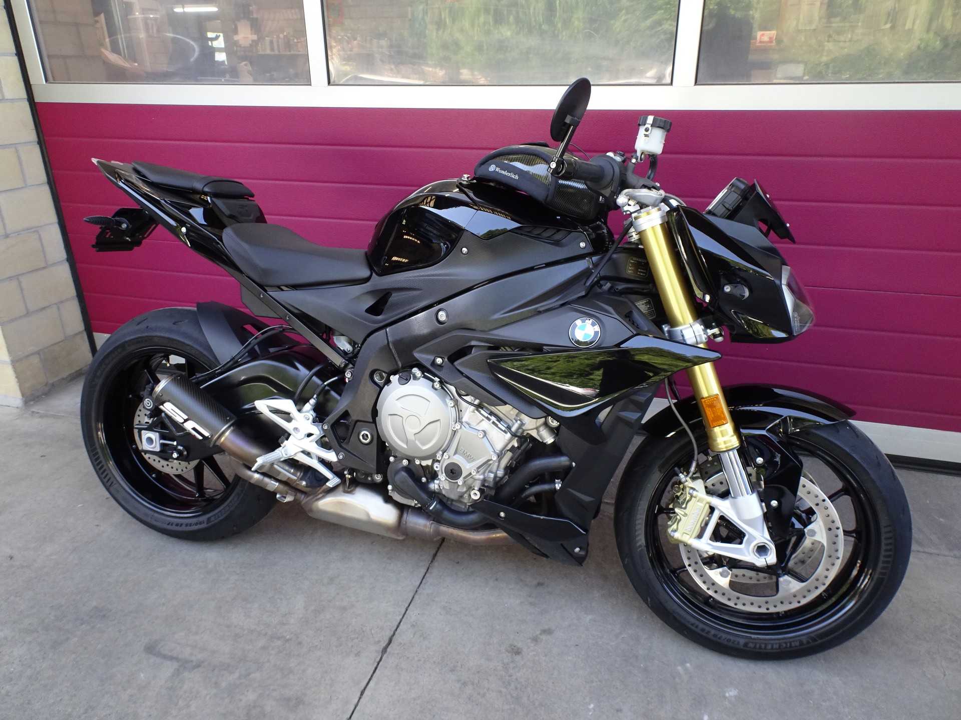 BMW S 1000 R ABS-showroom-element-2