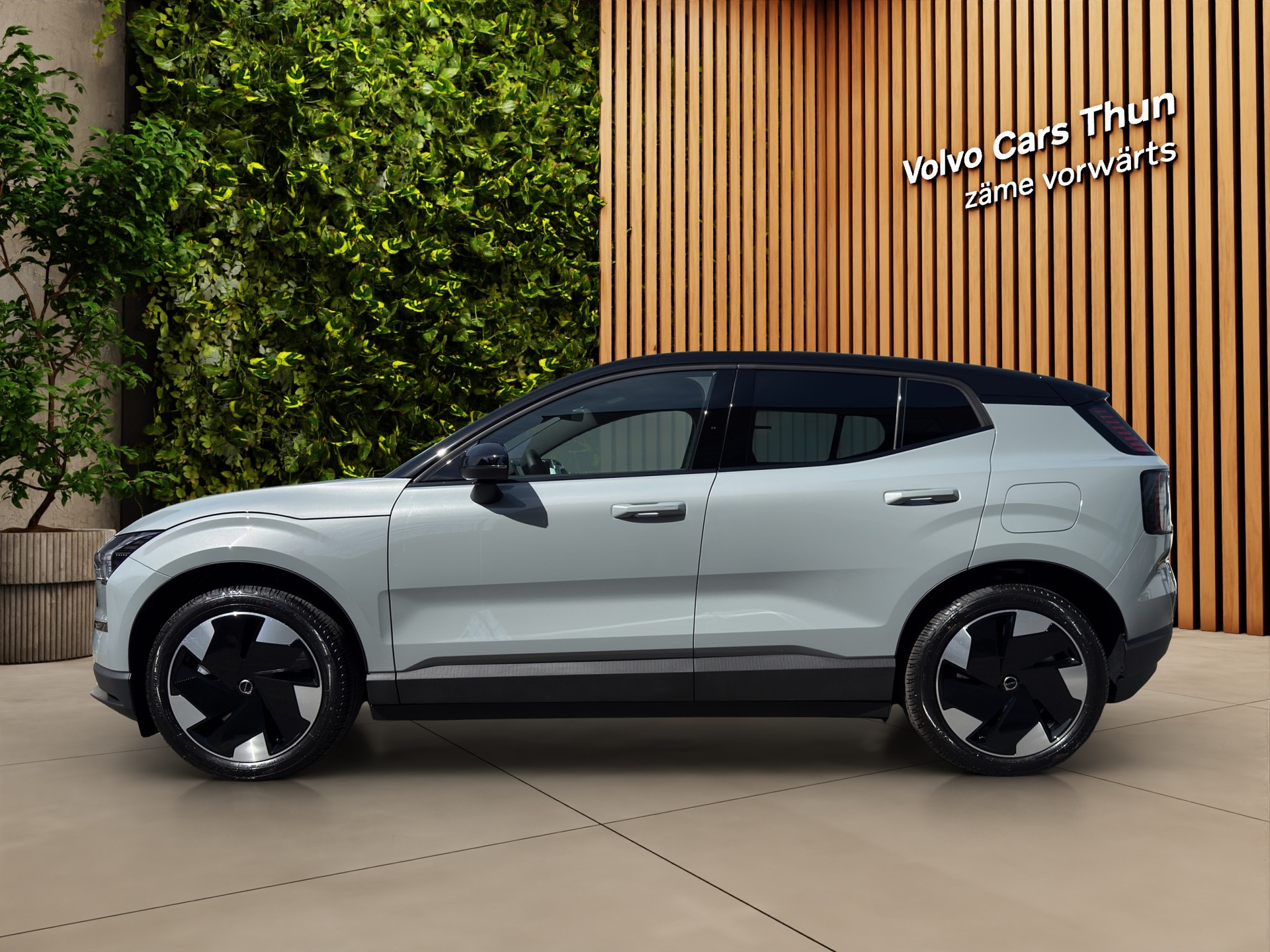 VOLVO EX30 E60 Twin Plus Performance AWD WORKER-image-4
