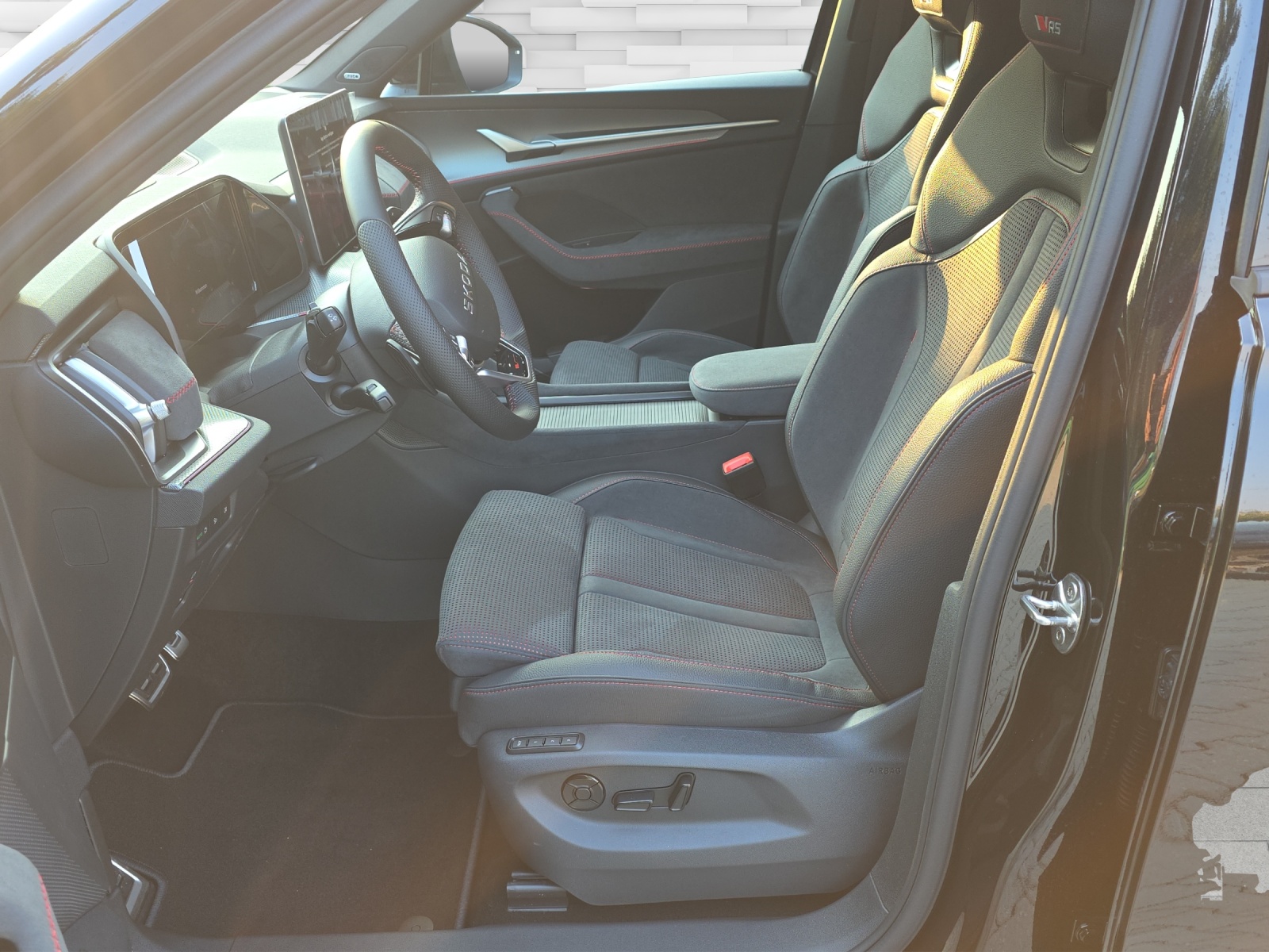 SKODA Kodiaq 2.0 TSI RS 4x4-image-4