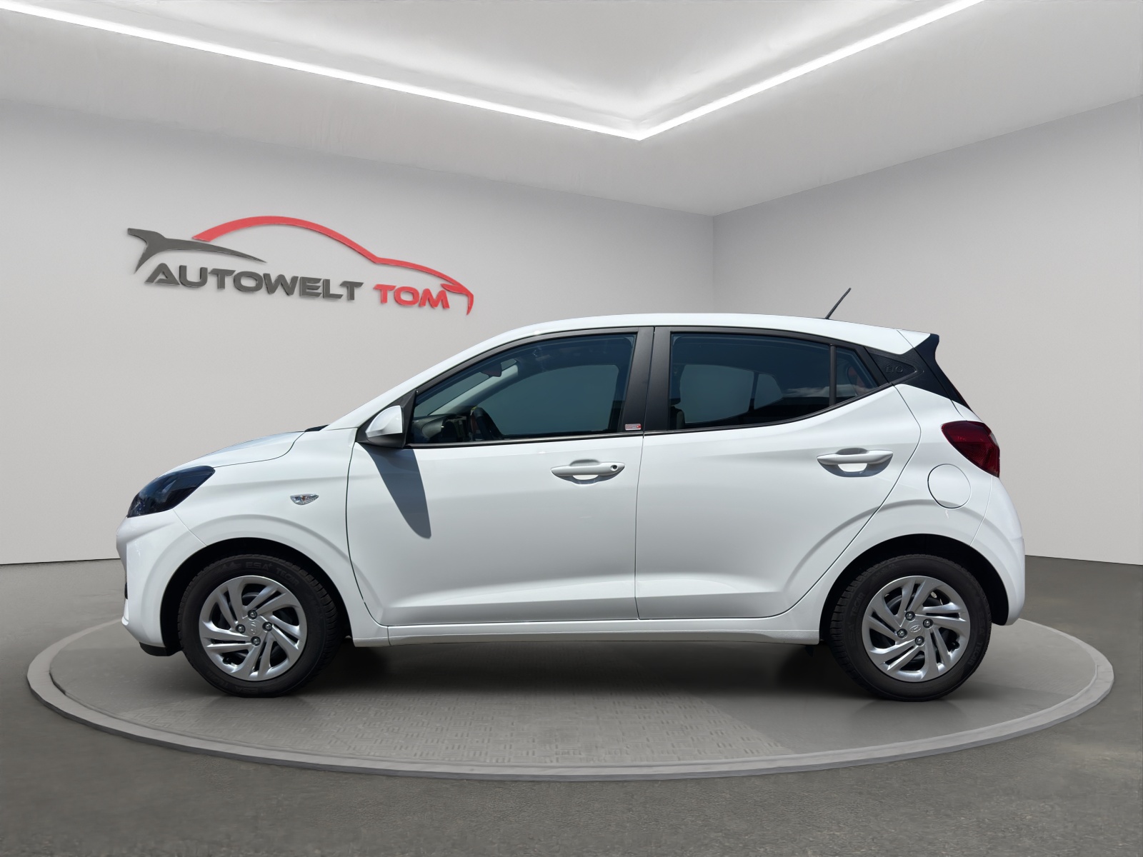 HYUNDAI i10 1.0 Origo *Automat*Rückfahrkamera*Tempomat*-image-1