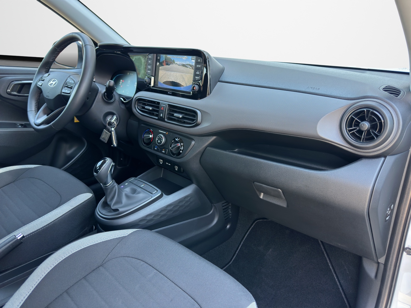 HYUNDAI i10 1.0 Origo *CH-Wagen*Automat*Rückfahrkamera*Tempomat*-image-12