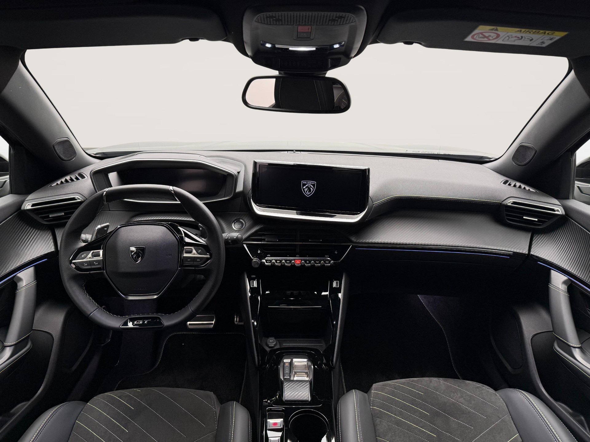 PEUGEOT 2008 1.2 Hybrid GT-image-8