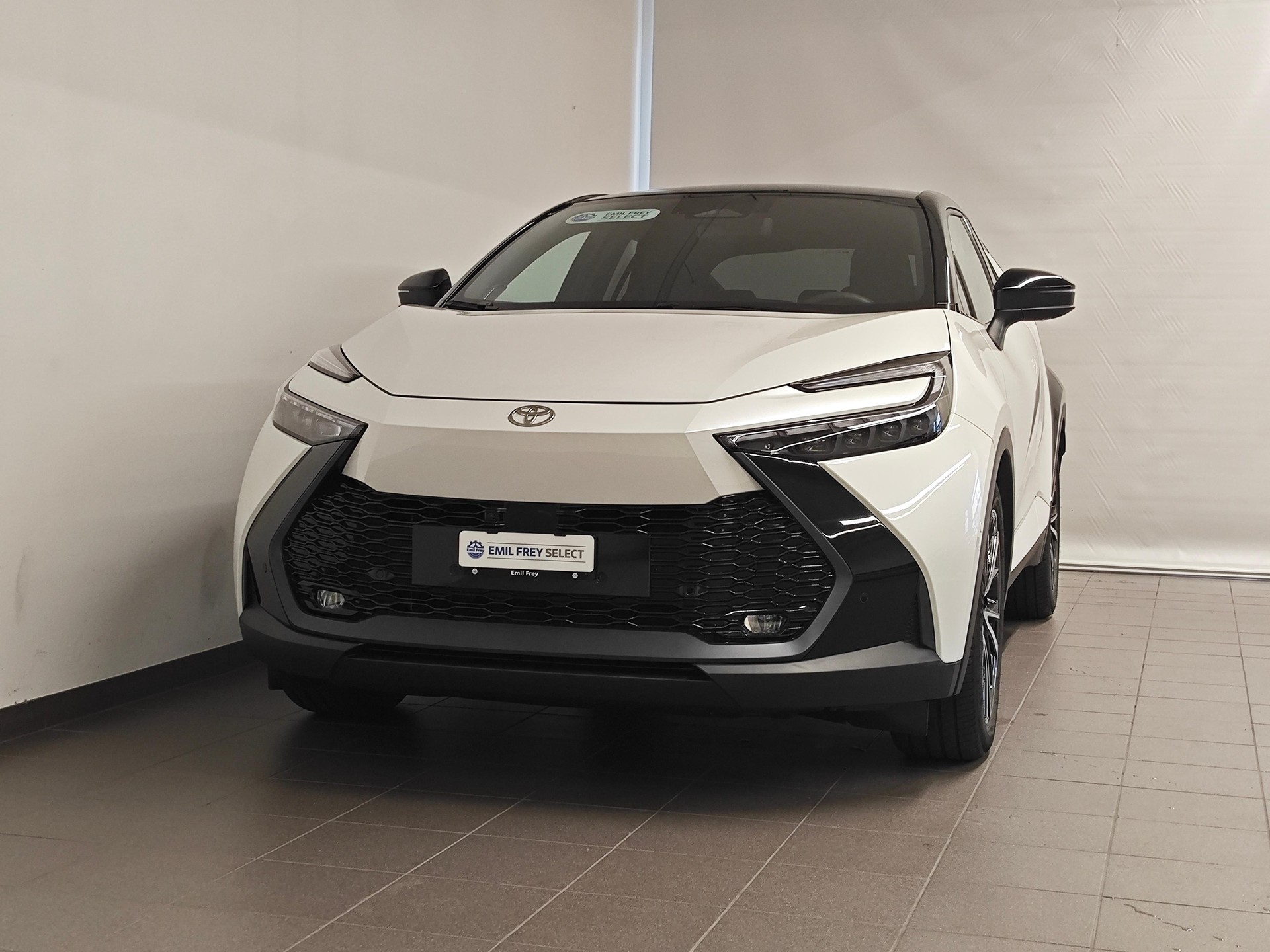 TOYOTA C-HR 2.0 HEV Style Premiere 4x4 - Tasso leasing 1.99%!-image-0