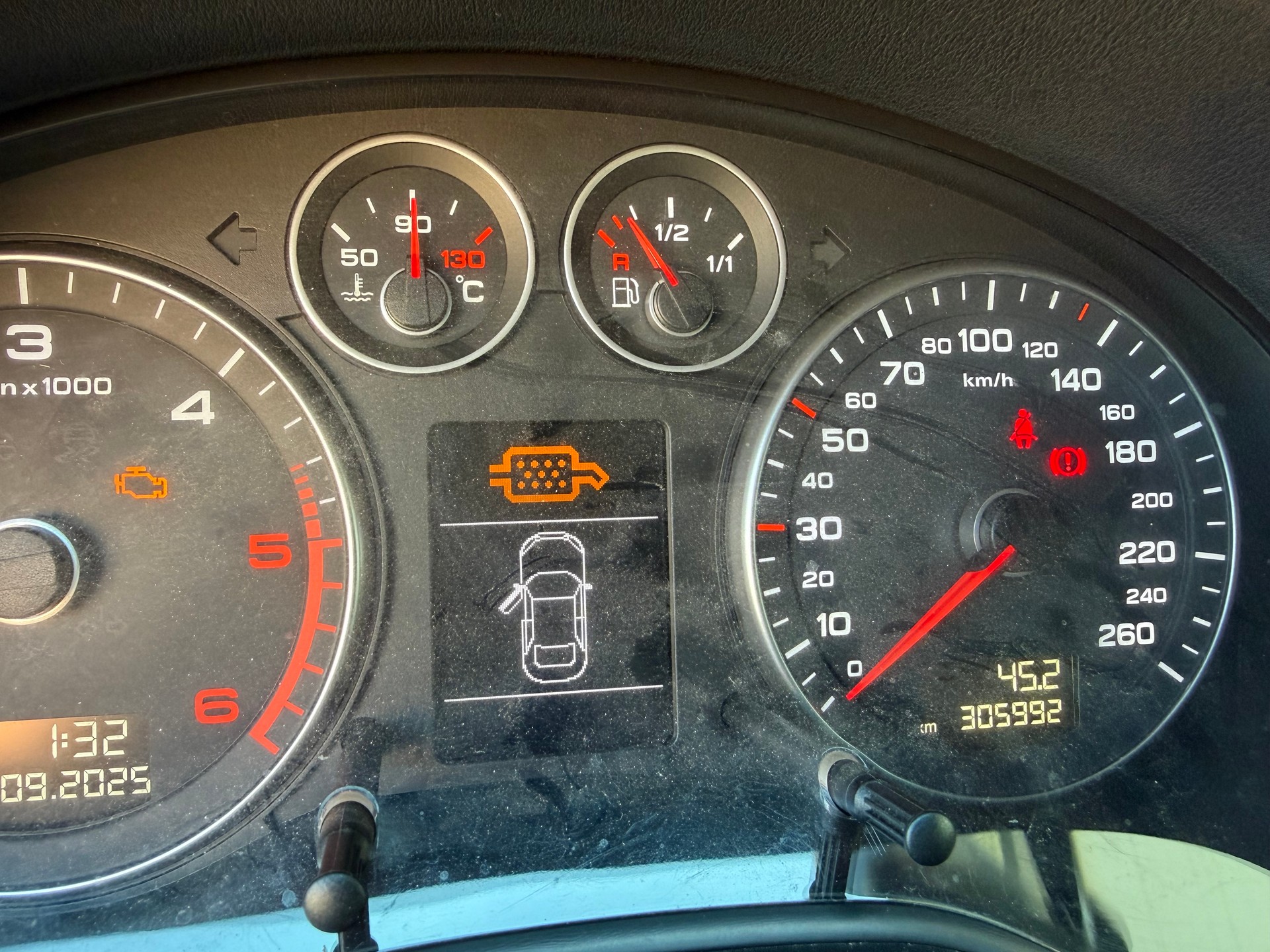 AUDI A3 Sportback 2.0 TDI Ambiente-image-11