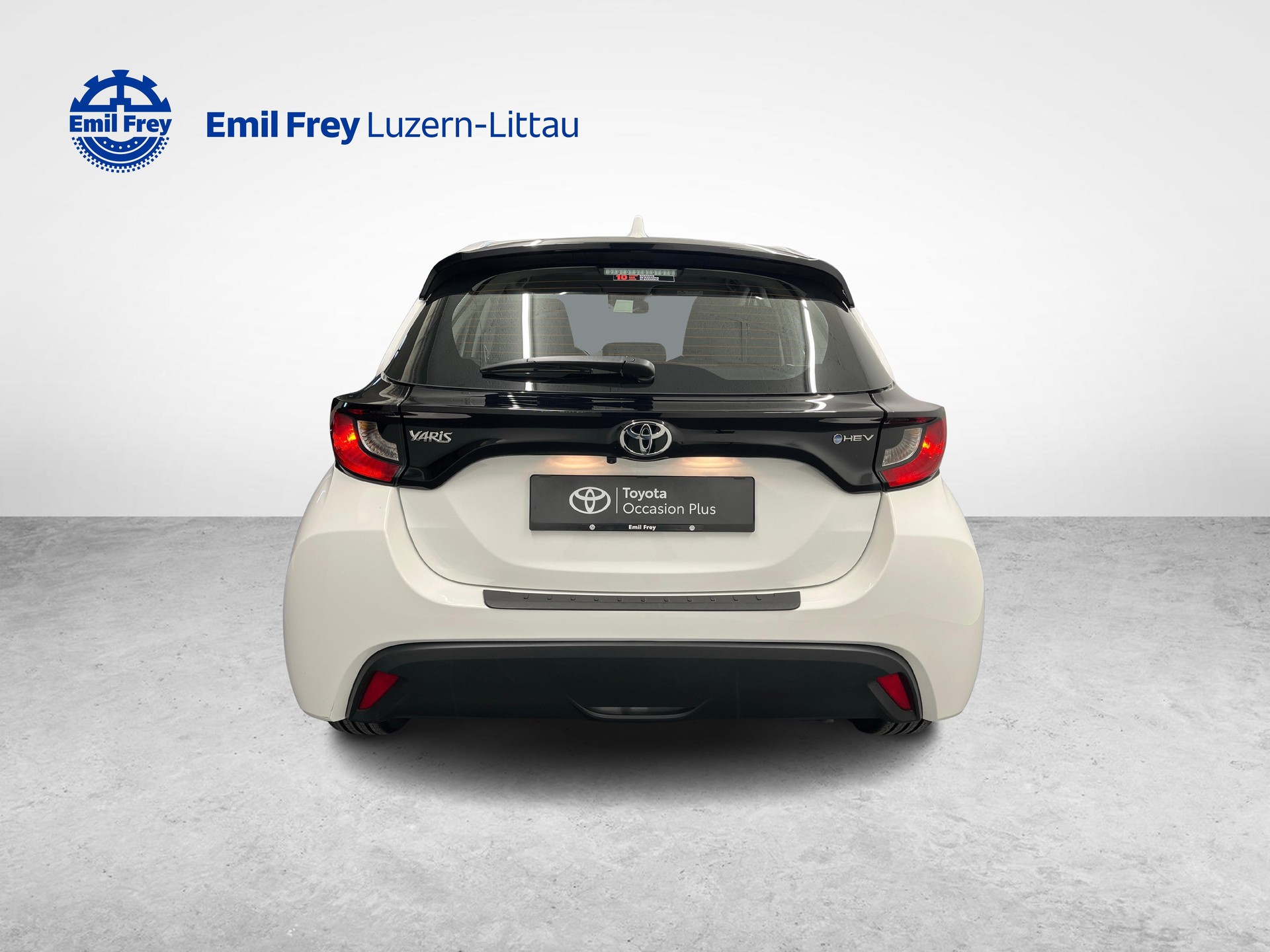 TOYOTA Yaris 1.5 VVT-i HSD Comfort-showroom-element-3