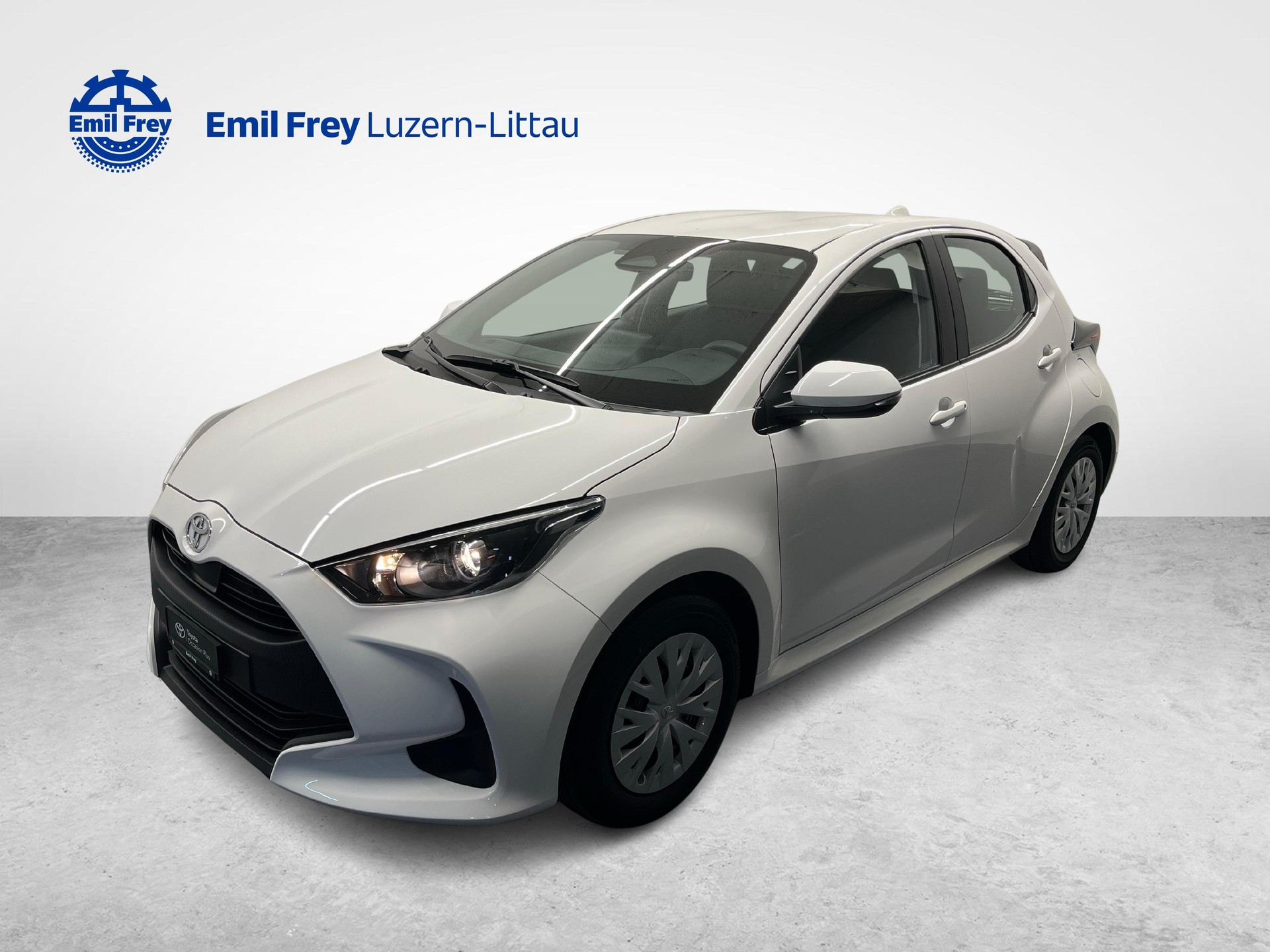 TOYOTA Yaris 1.5 VVT-i HSD Comfort