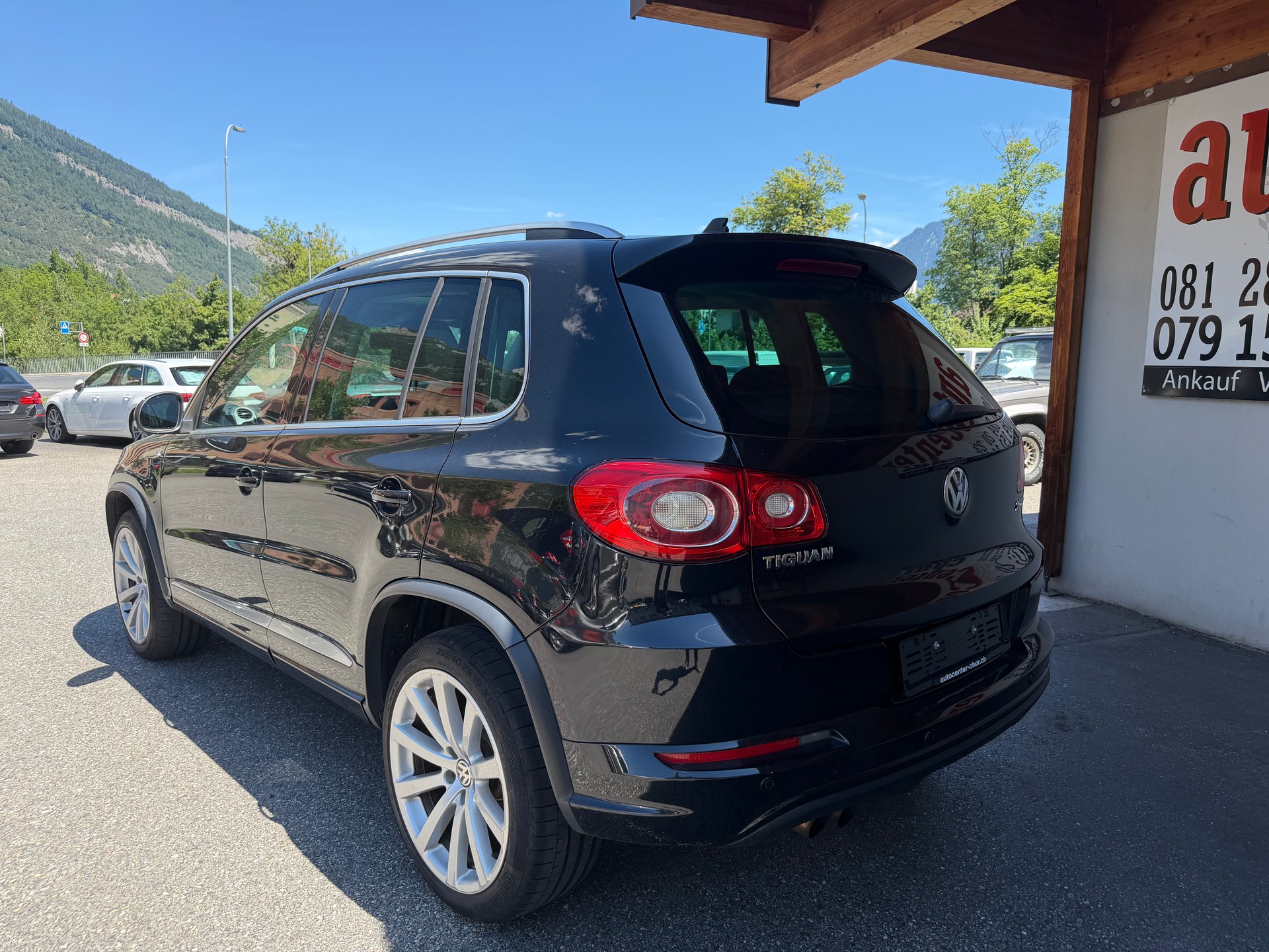 VW Tiguan 2.0 TSI Trend&Fun Tiptronic-image-10