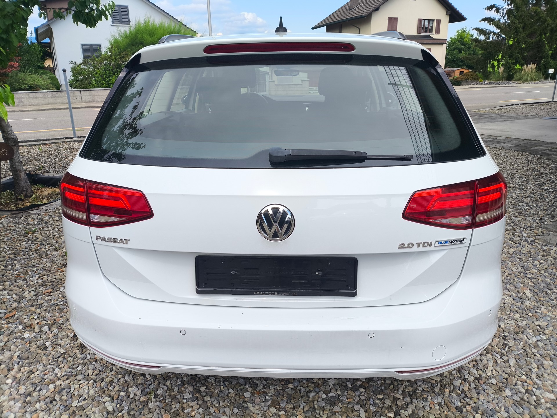 VW Passat Variant 2.0 TDI BMT Comfortline DSG-image-4