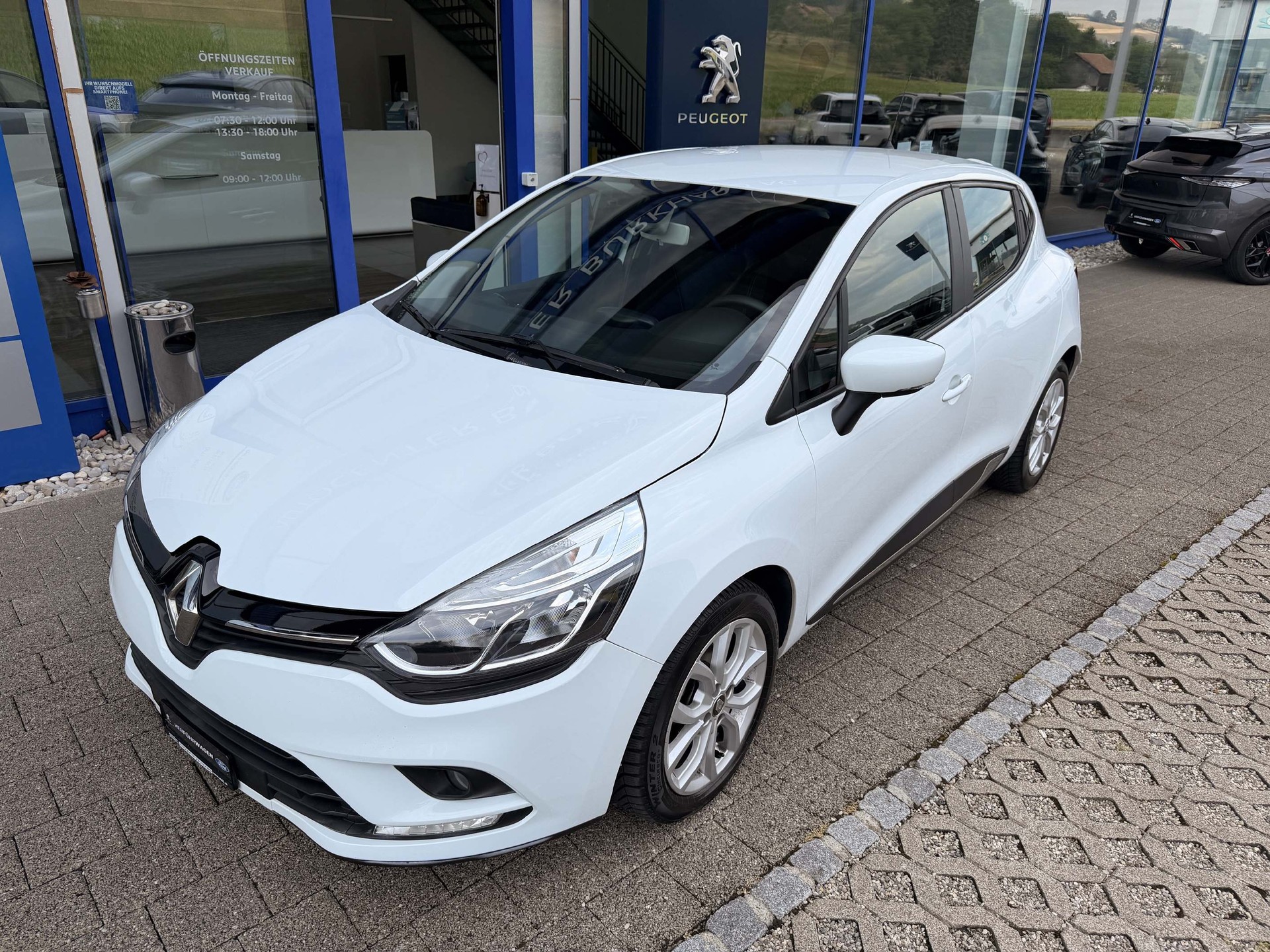 RENAULT Clio 1.5 dCi B Business Line S/S neuer Zahnriemen-image-2