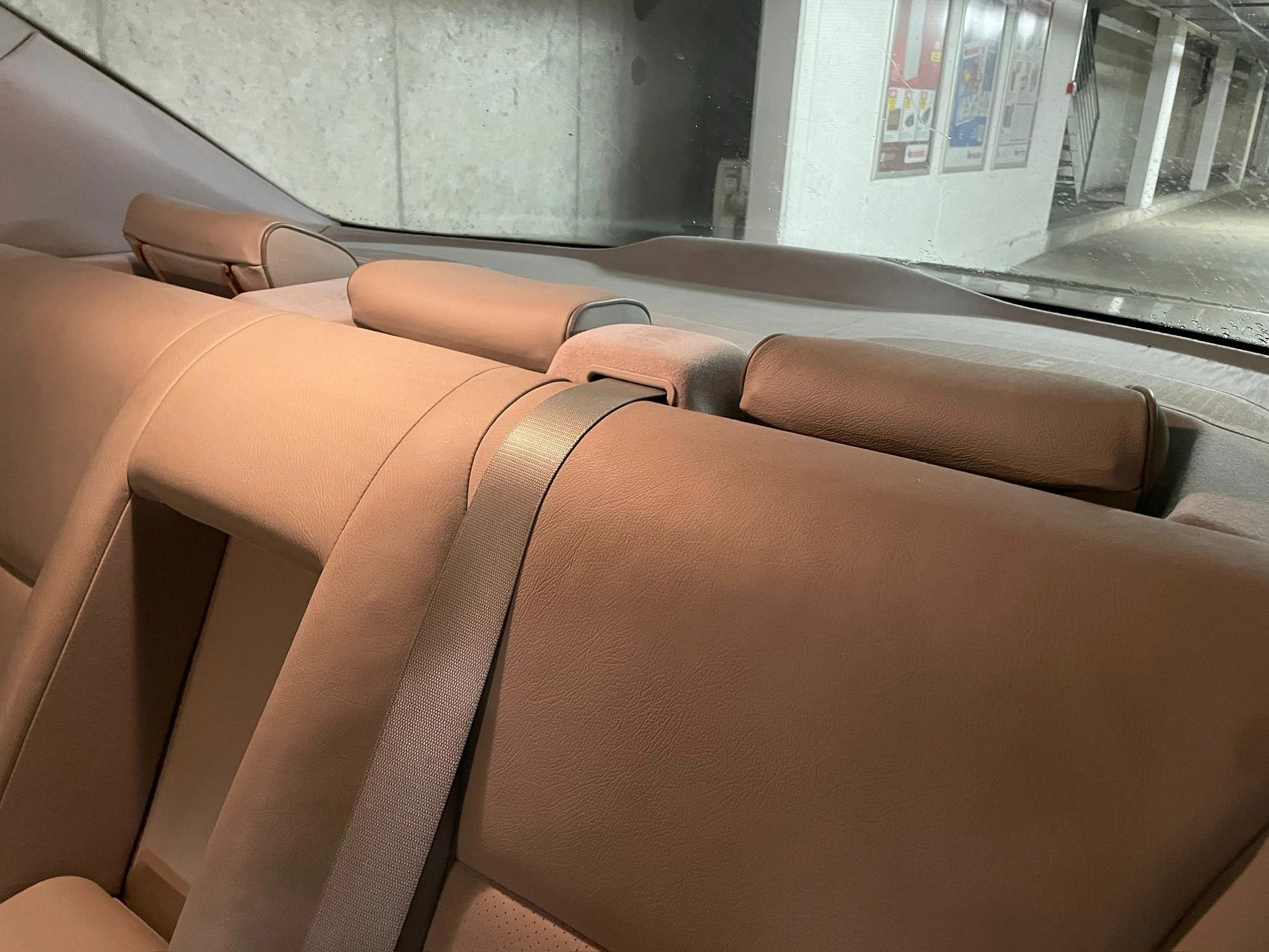MERCEDES-BENZ E 320 Elégance 4-Matic Automatic-image-6