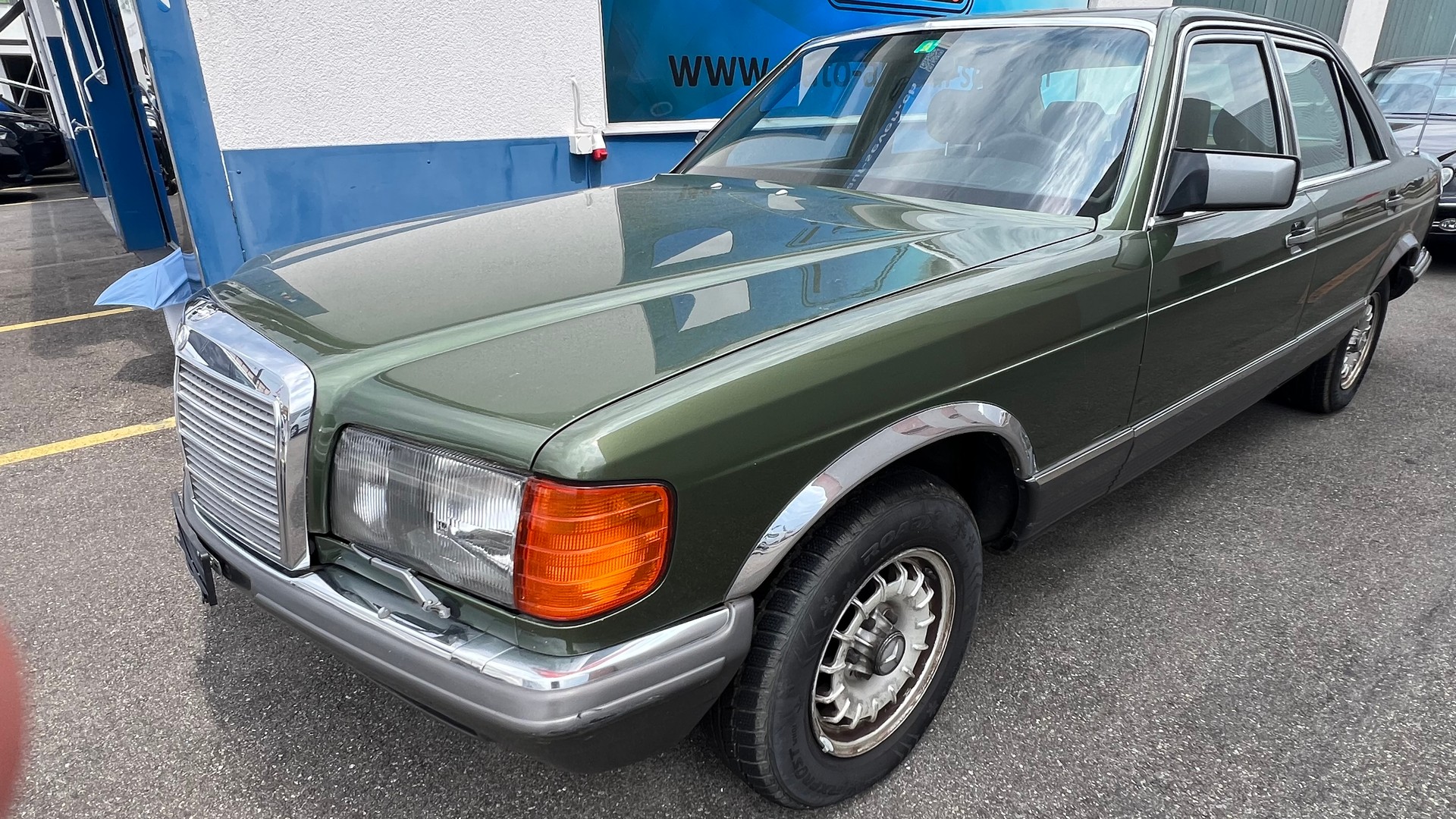 MERCEDES-BENZ 280 SE-image-2