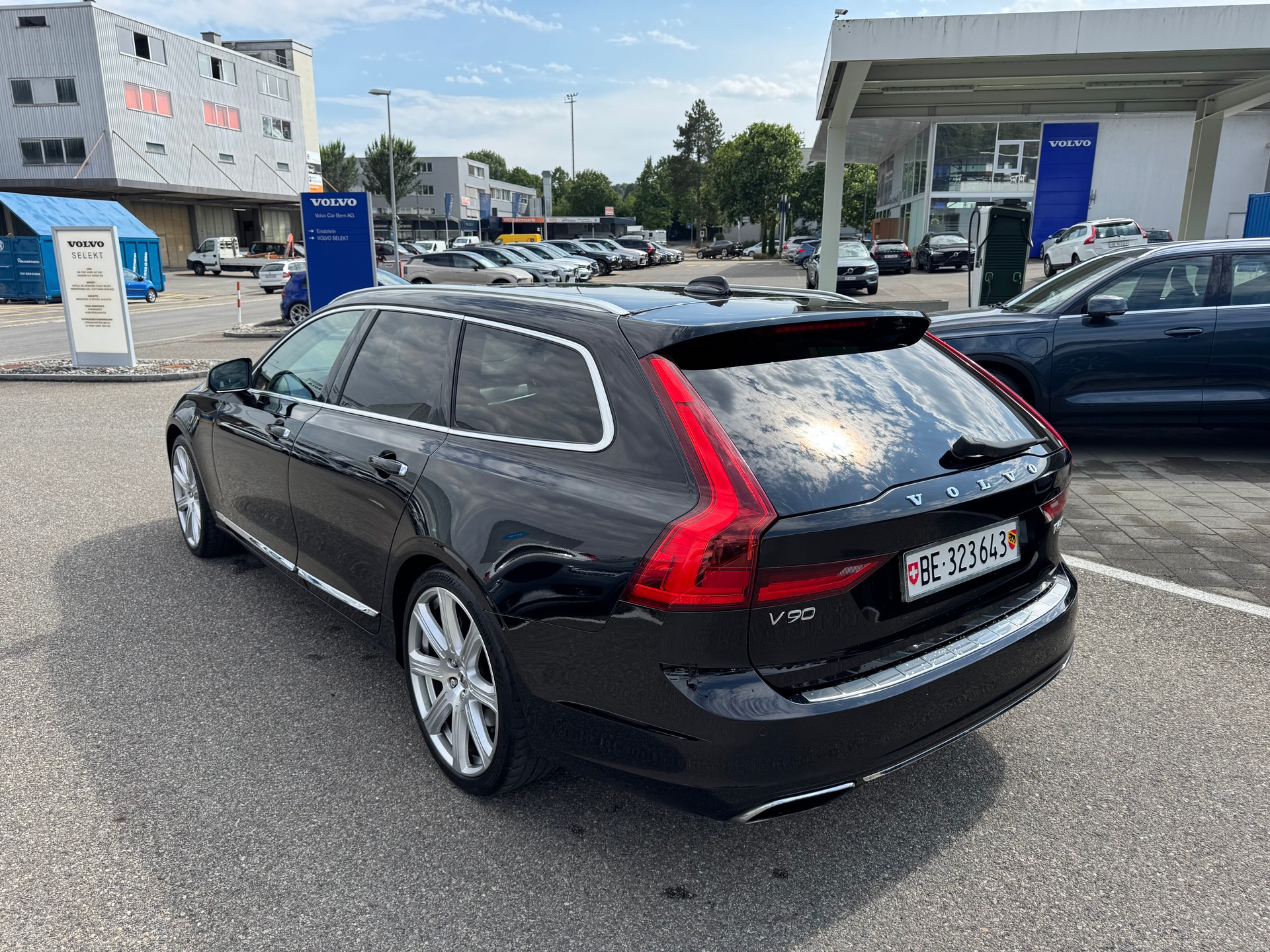 VOLVO 2.0 T6 AWD Inscription-image-3