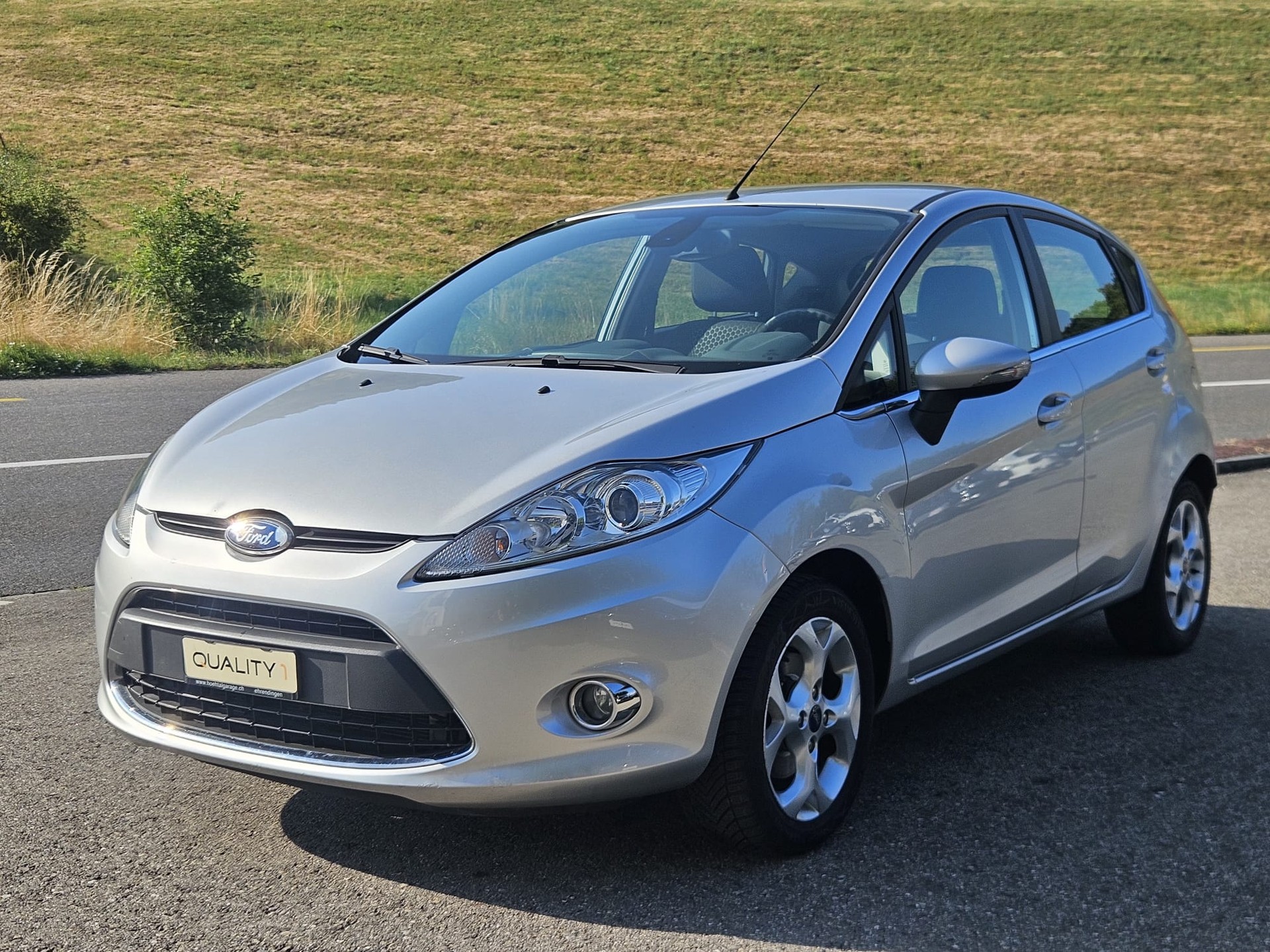 FORD Fiesta 1.4 16V Titanium Automatic-image-0