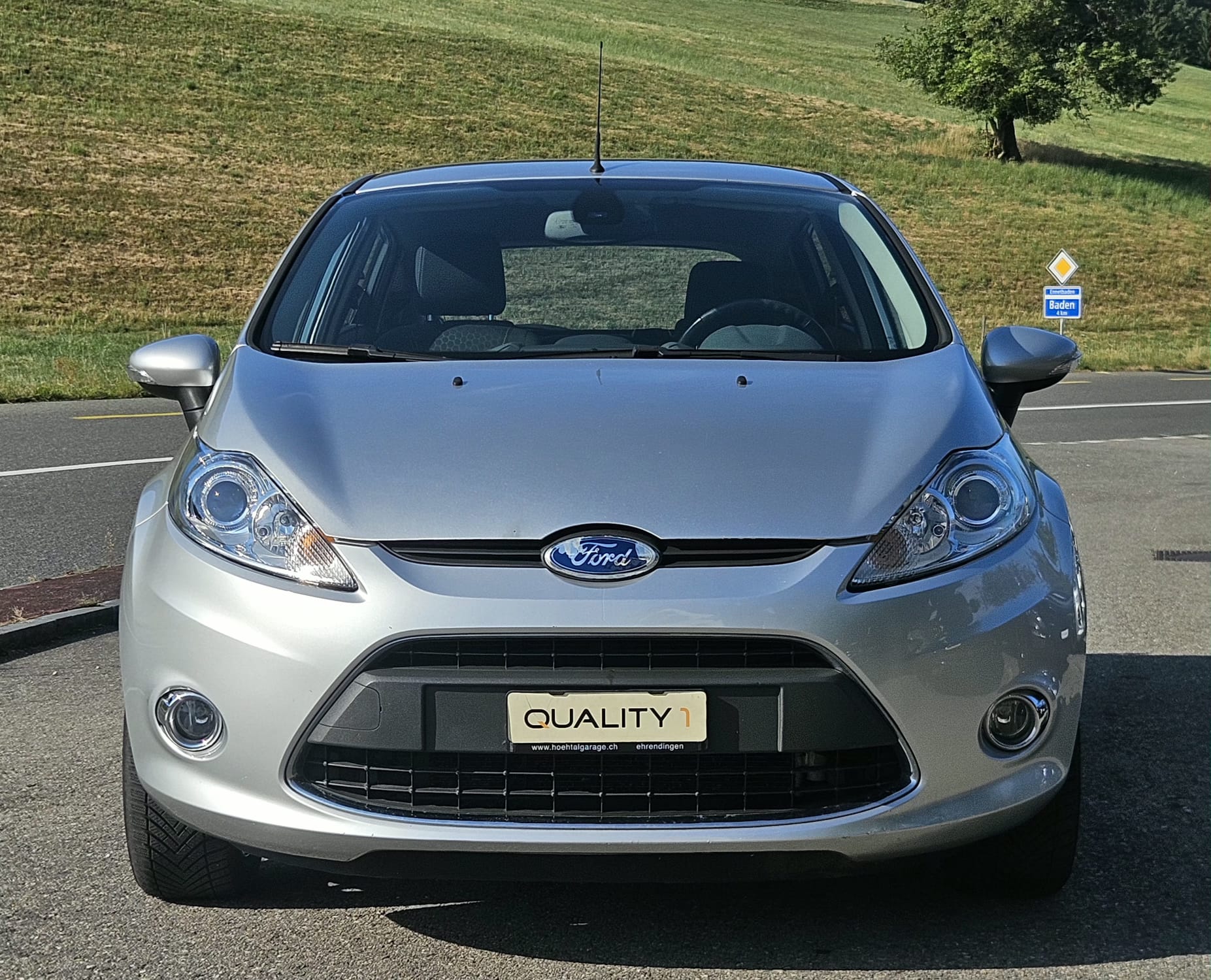 FORD Fiesta 1.4 16V Titanium Automatic-image-1