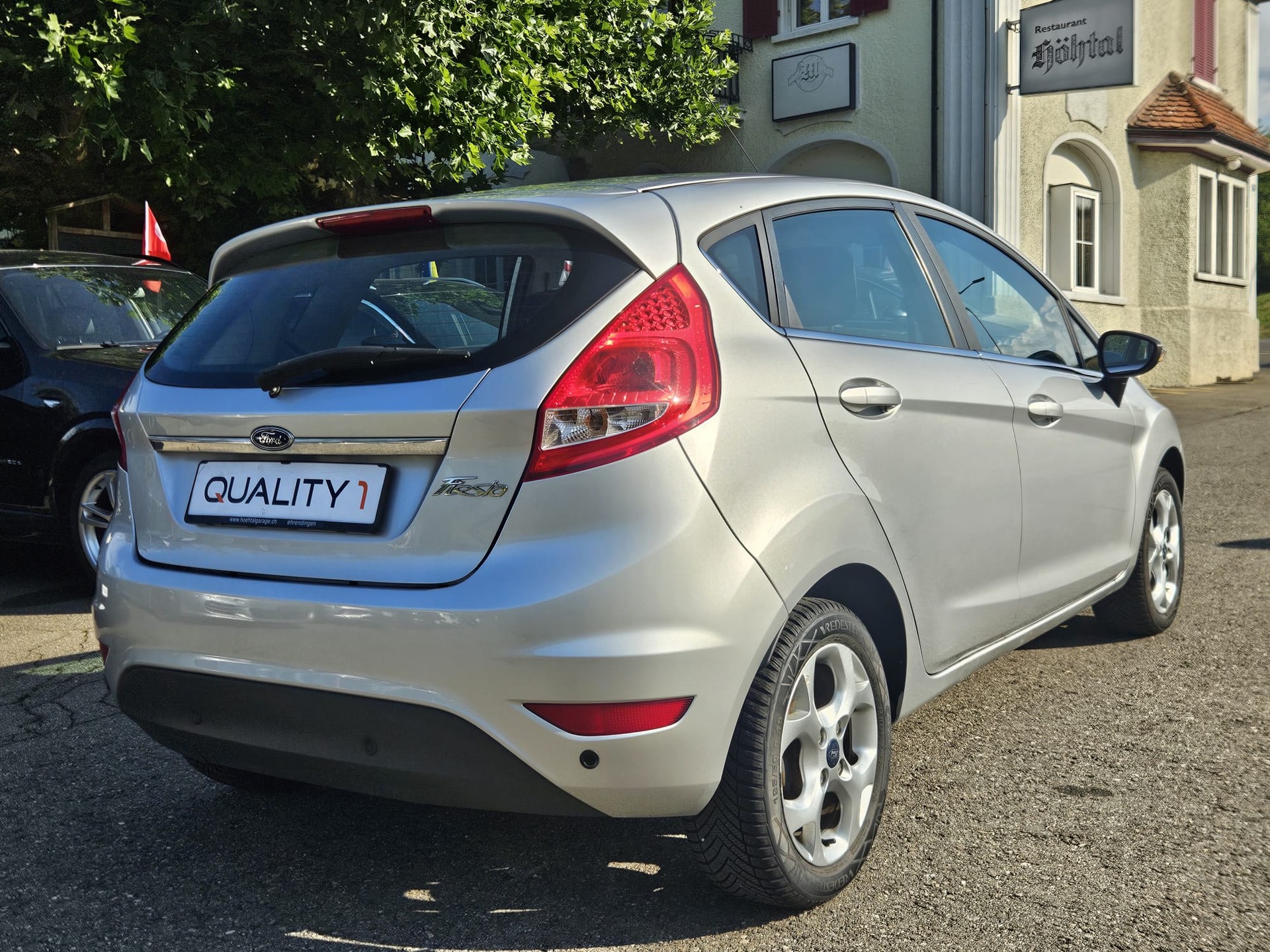 FORD Fiesta 1.4 16V Titanium Automatic-image-5