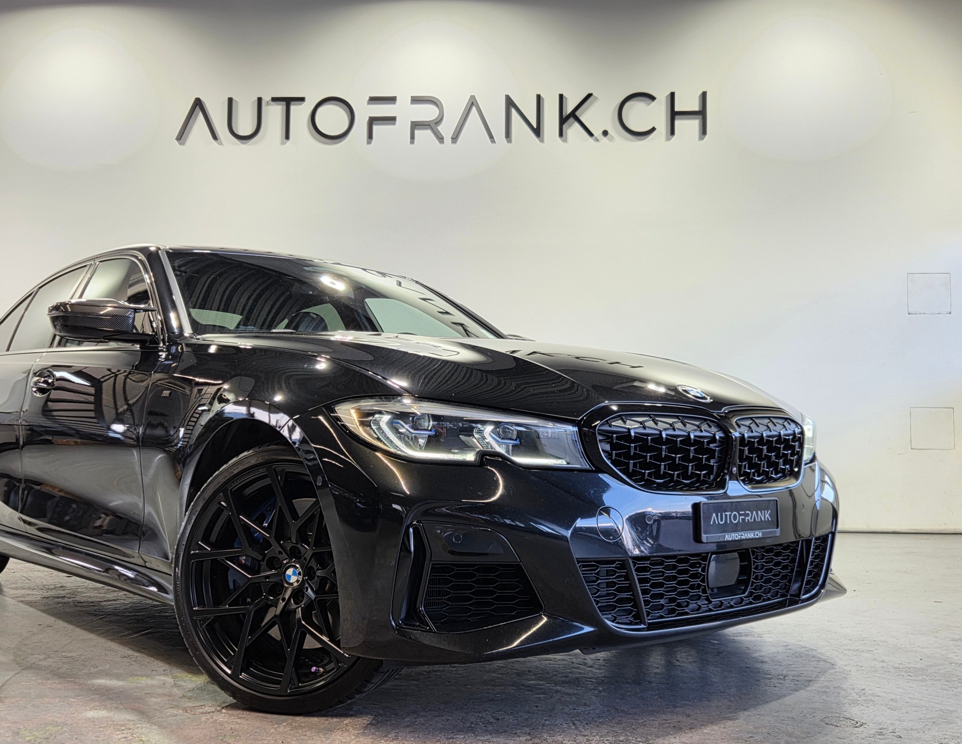 BMW M340i xDrive-image-1