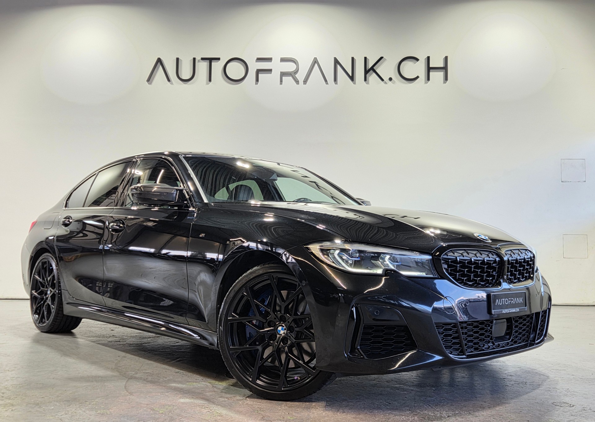 BMW M340i xDrive-image-2