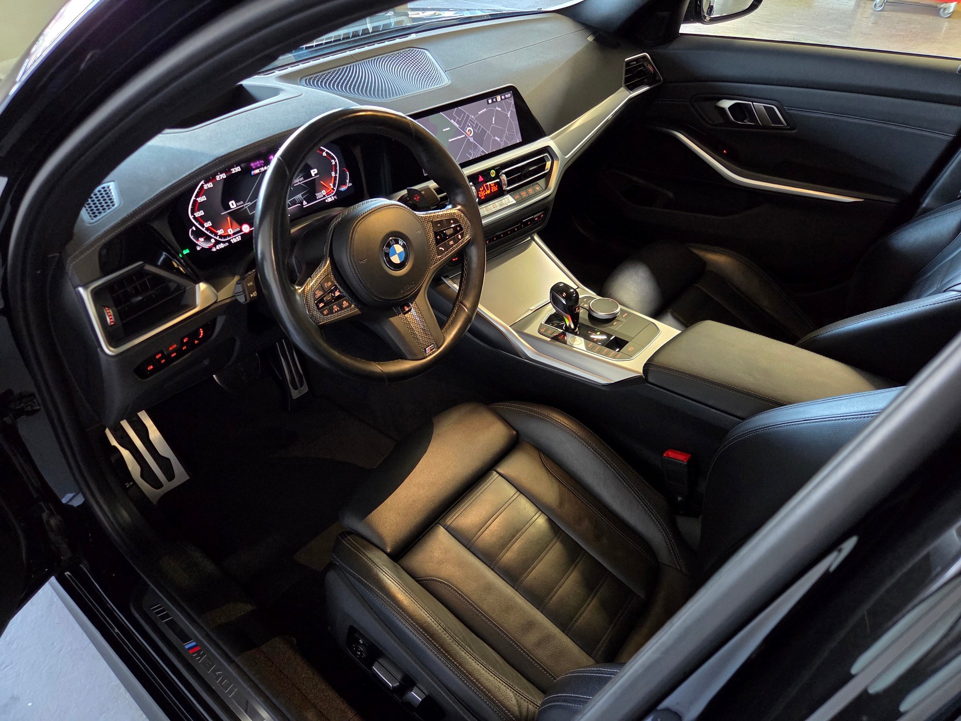 BMW M340i xDrive-image-11