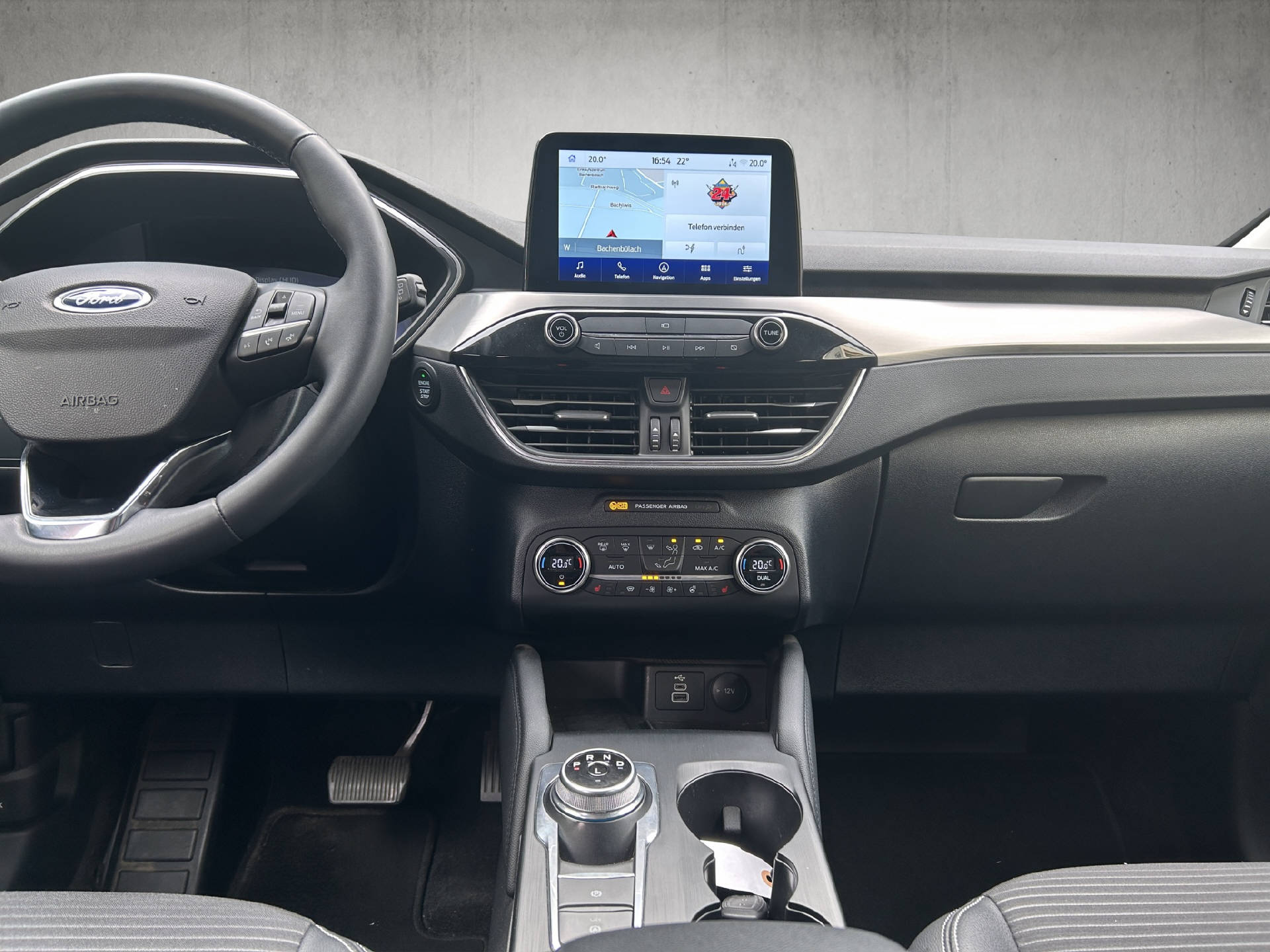 FORD Kuga 2.5 Plug-in Hybrid Titanium X-image-15