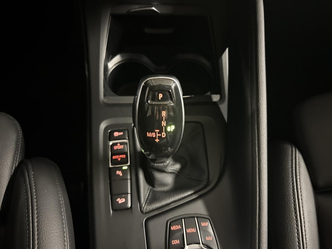 BMW X1 20i xDrive-image-15