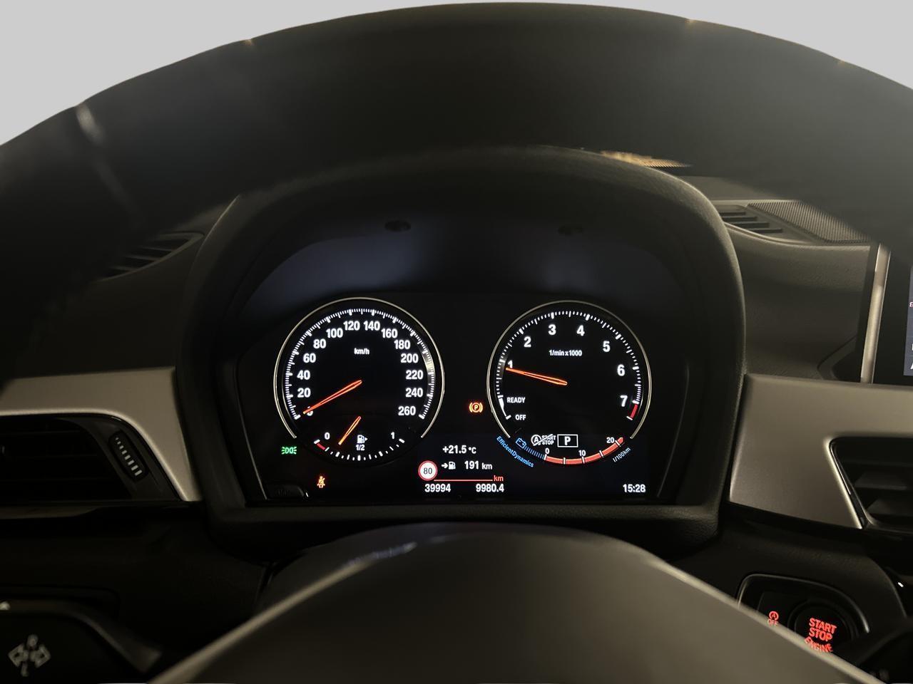 BMW X1 20i xDrive-image-18