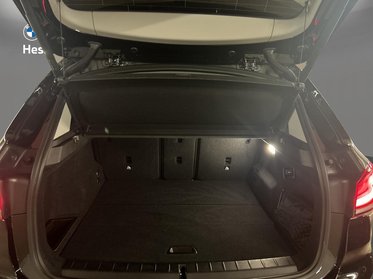 BMW X1 20i xDrive-image-8