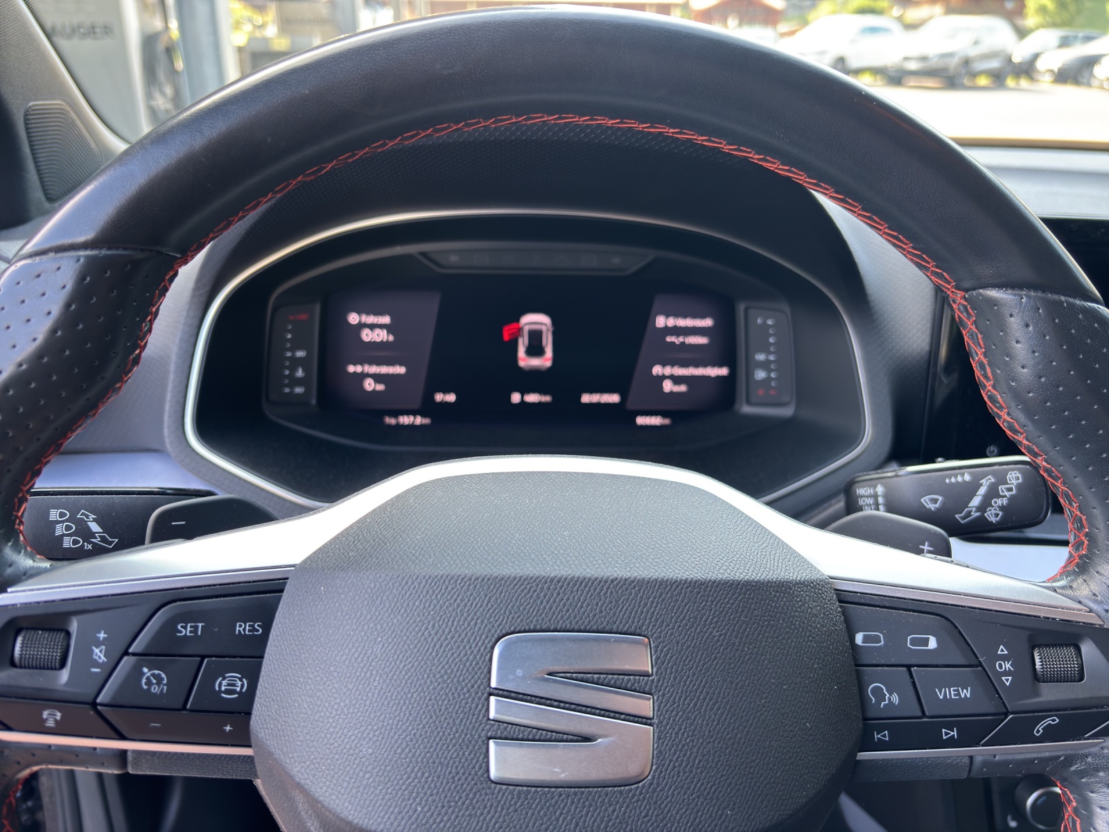 SEAT Arona 1.5 Eco TSI FR DSG-image-6