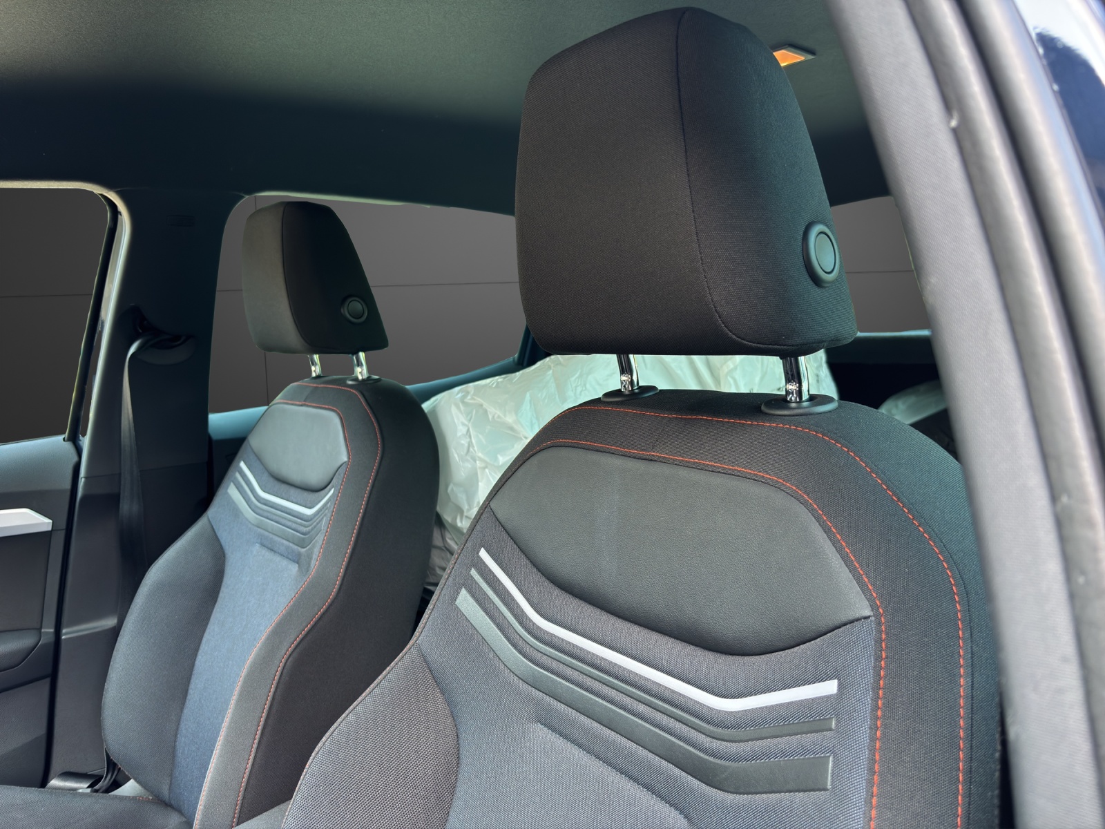 SEAT Arona 1.5 Eco TSI FR DSG-image-5