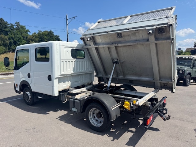 NISSAN Cabstar Comfort 35.13 **19000 km**Klima** erhöhte Seitenläde 3.5t Anhängelast Kugel und Hacken-image-2
