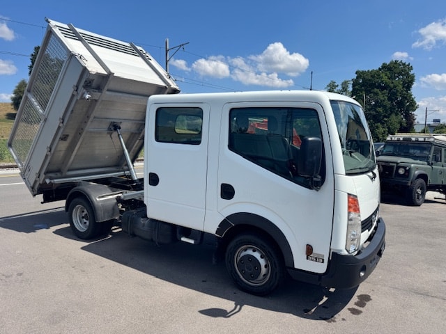 NISSAN Cabstar Comfort 35.13 **19000 km**Klima** erhöhte Seitenläde 3.5t Anhängelast Kugel und Hacken-image-1