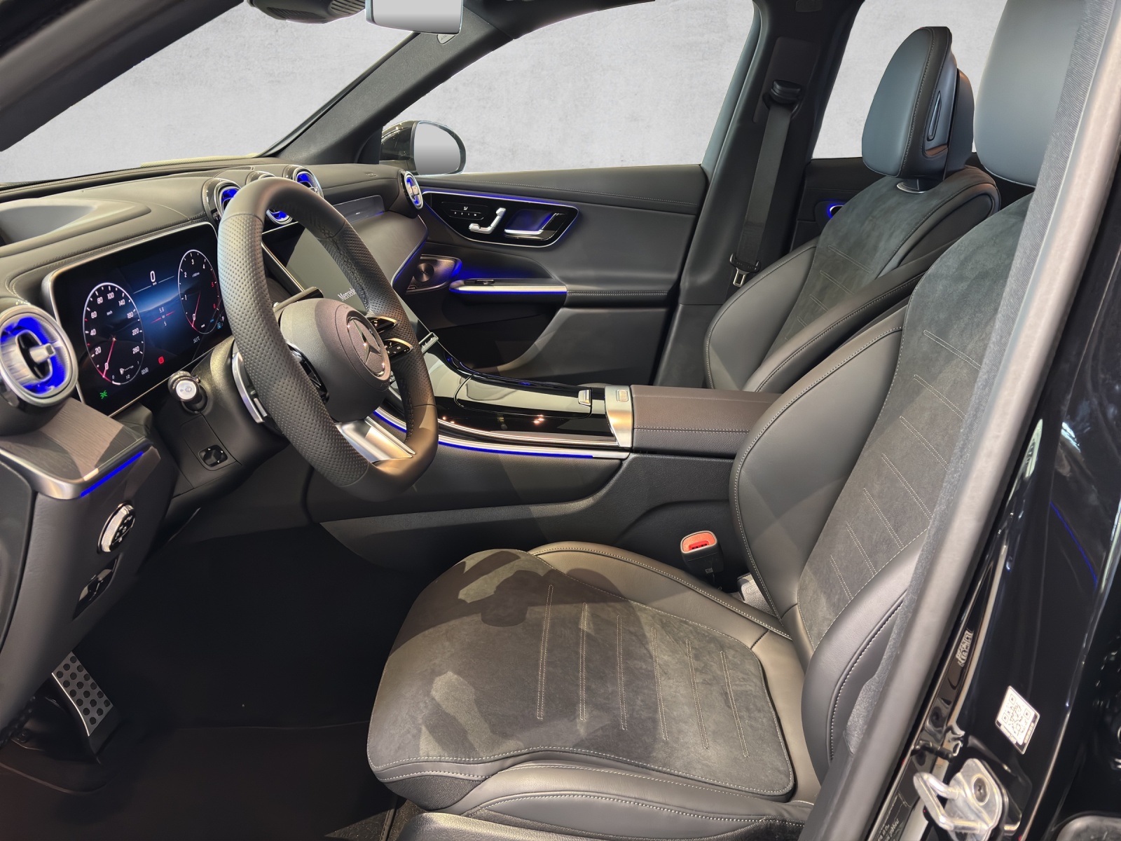 MERCEDES-BENZ GLC 220 d 4Matic 9G-Tronic-image-5