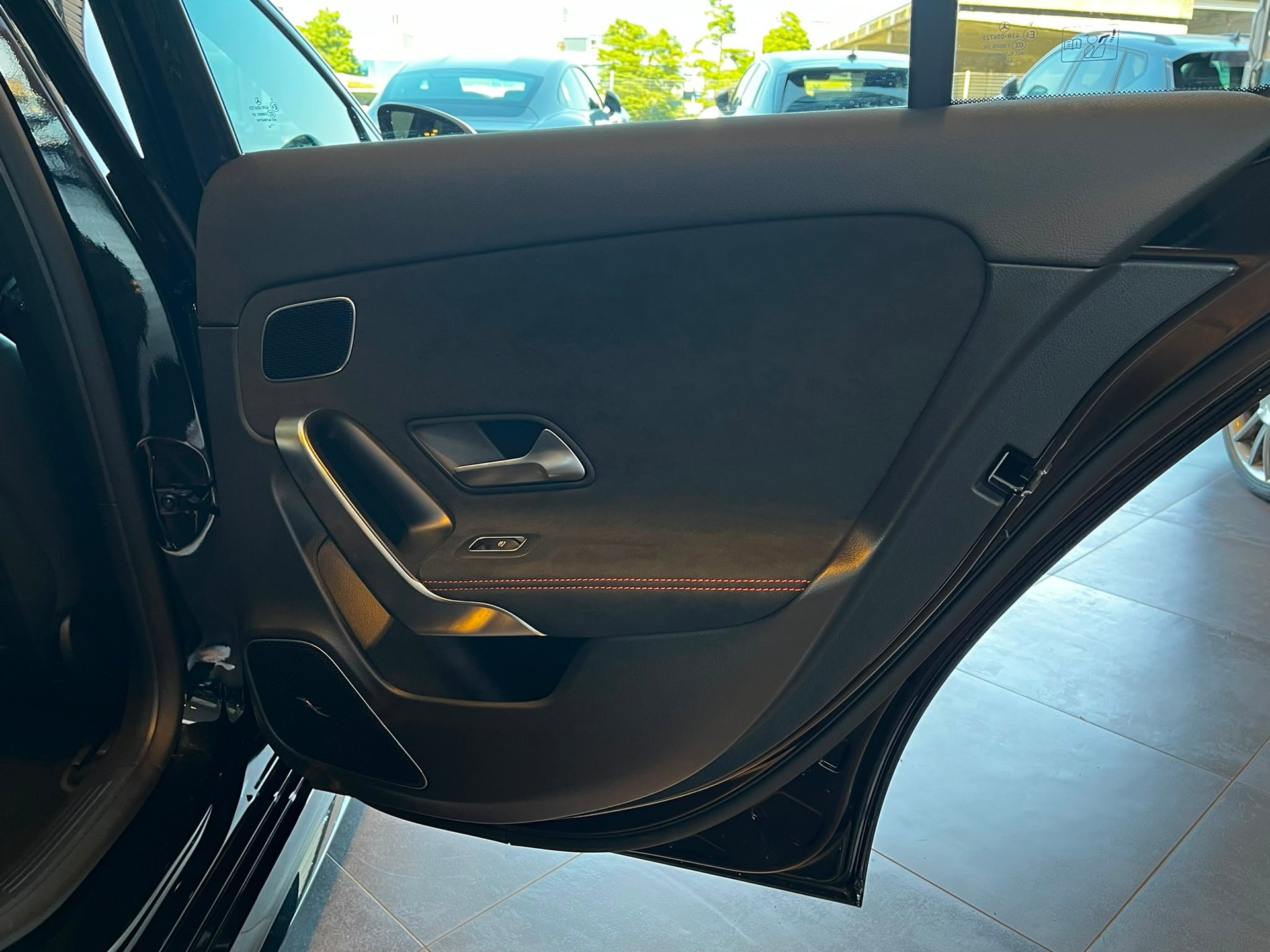MERCEDES-BENZ A AMG 35 4Matic 8G-DCT-image-23