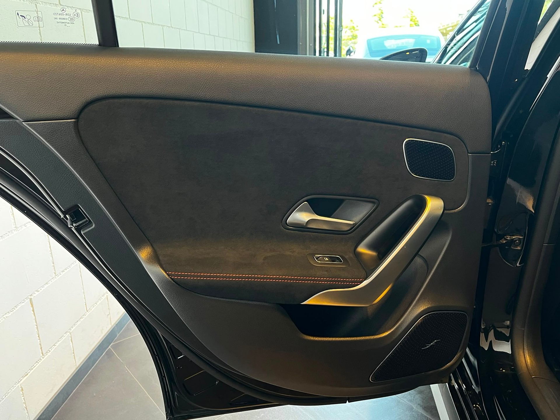 MERCEDES-BENZ A AMG 35 4Matic 8G-DCT-image-22