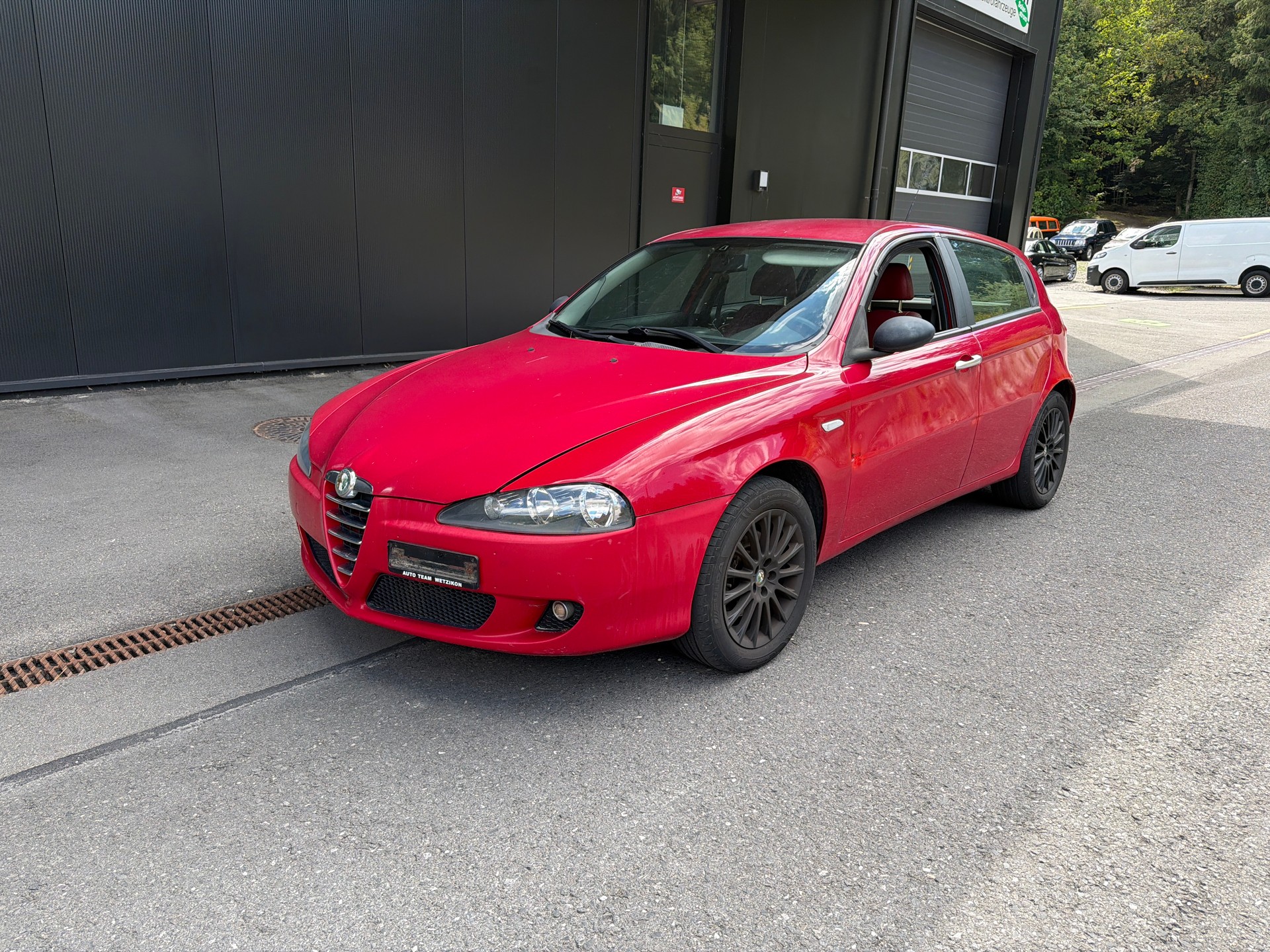 ALFA ROMEO 147 1.6 TS 16V Distinctive-image-0