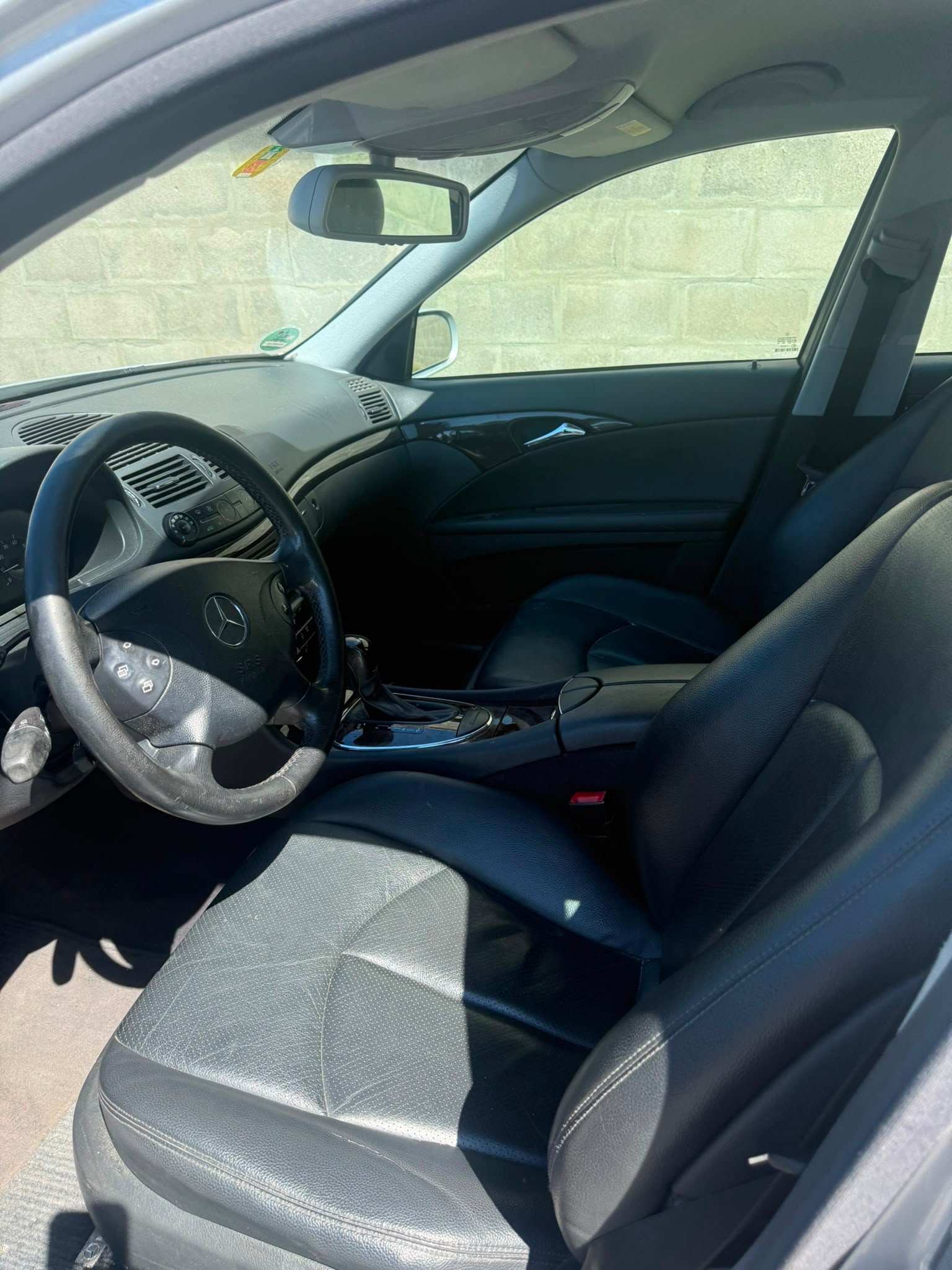 MERCEDES-BENZ E 200 Kompressor Avantgarde-image-6