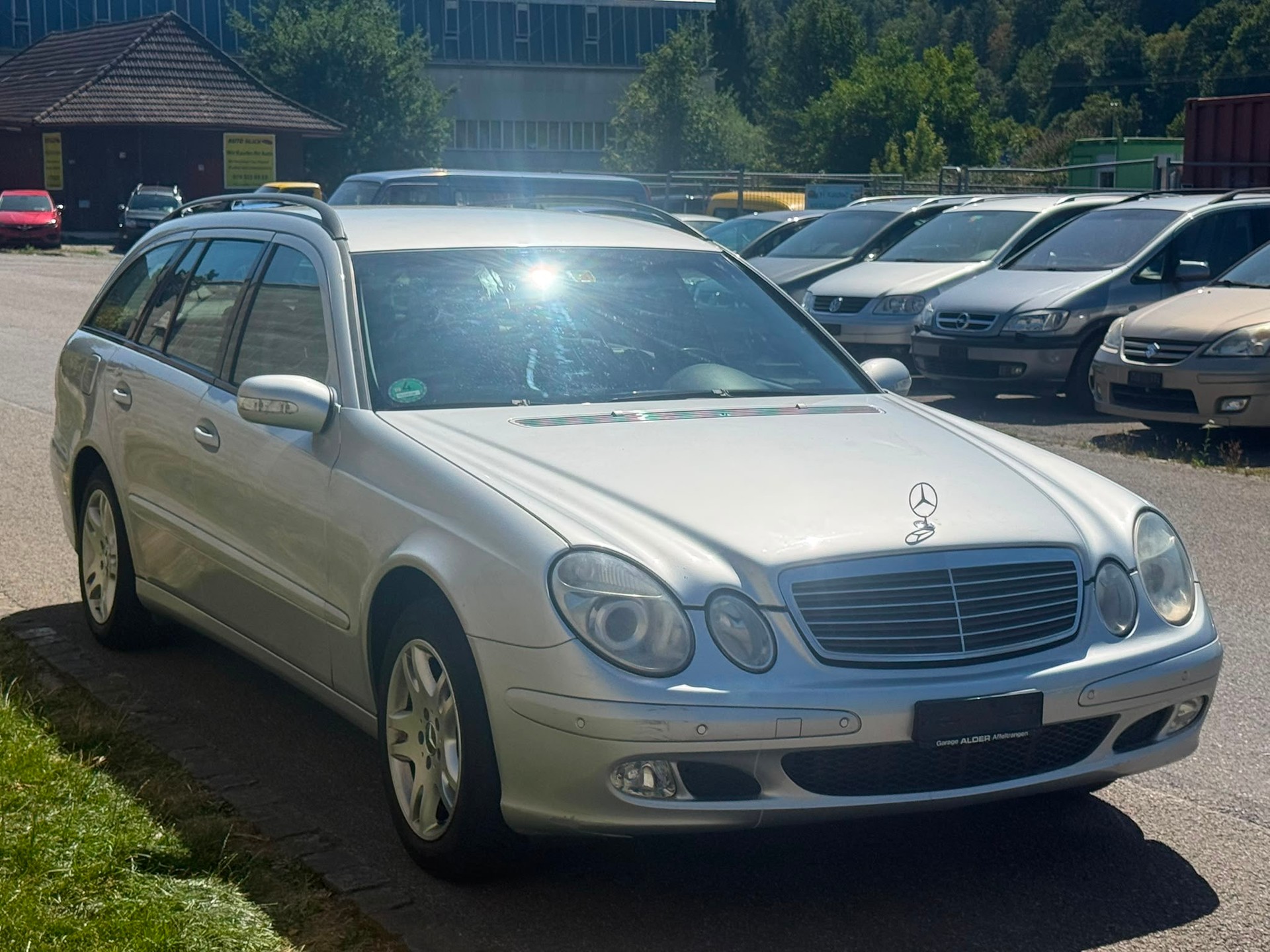 MERCEDES-BENZ E 200 Kompressor Avantgarde-image-3