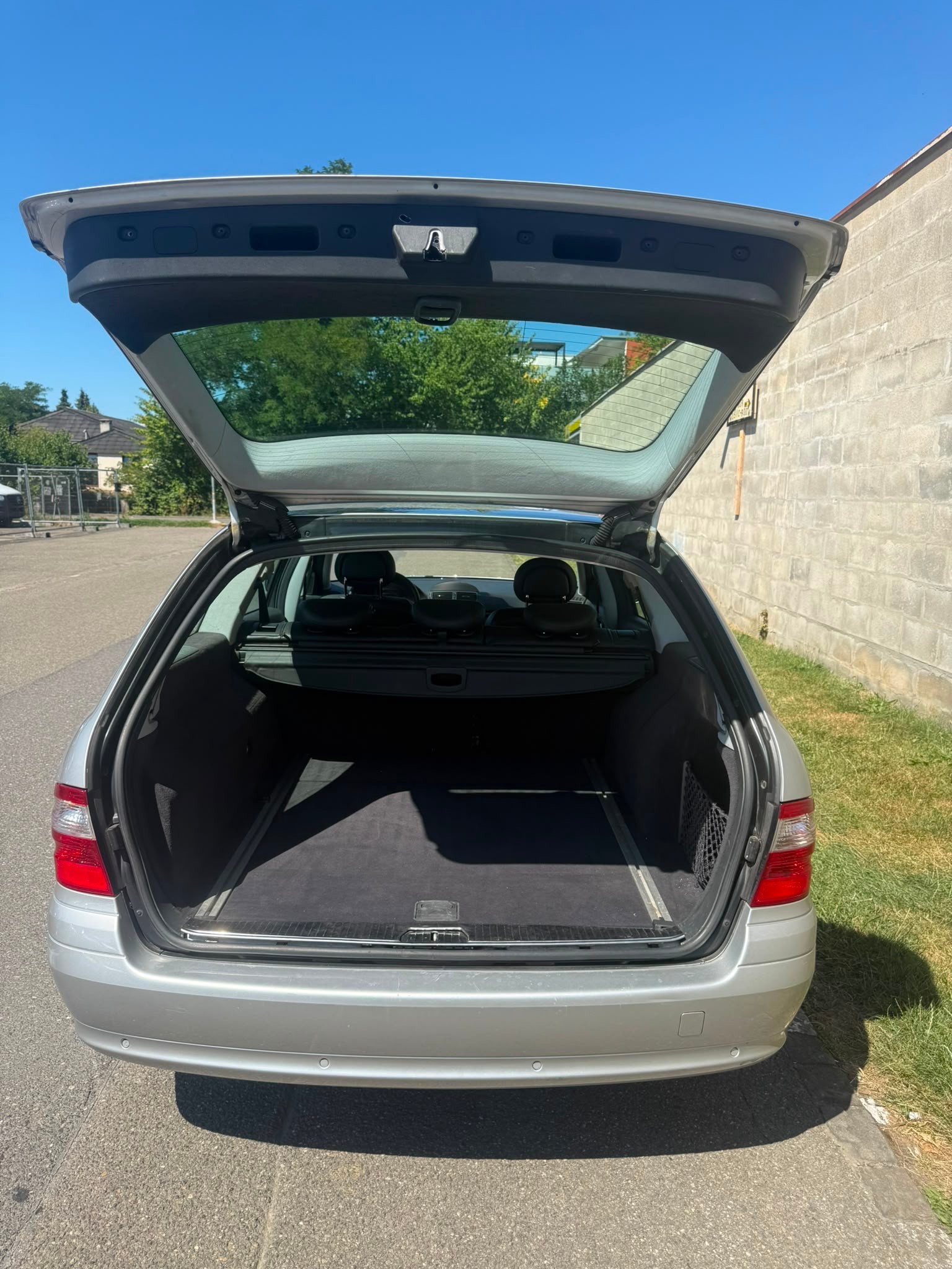 MERCEDES-BENZ E 200 Kompressor Avantgarde-image-9