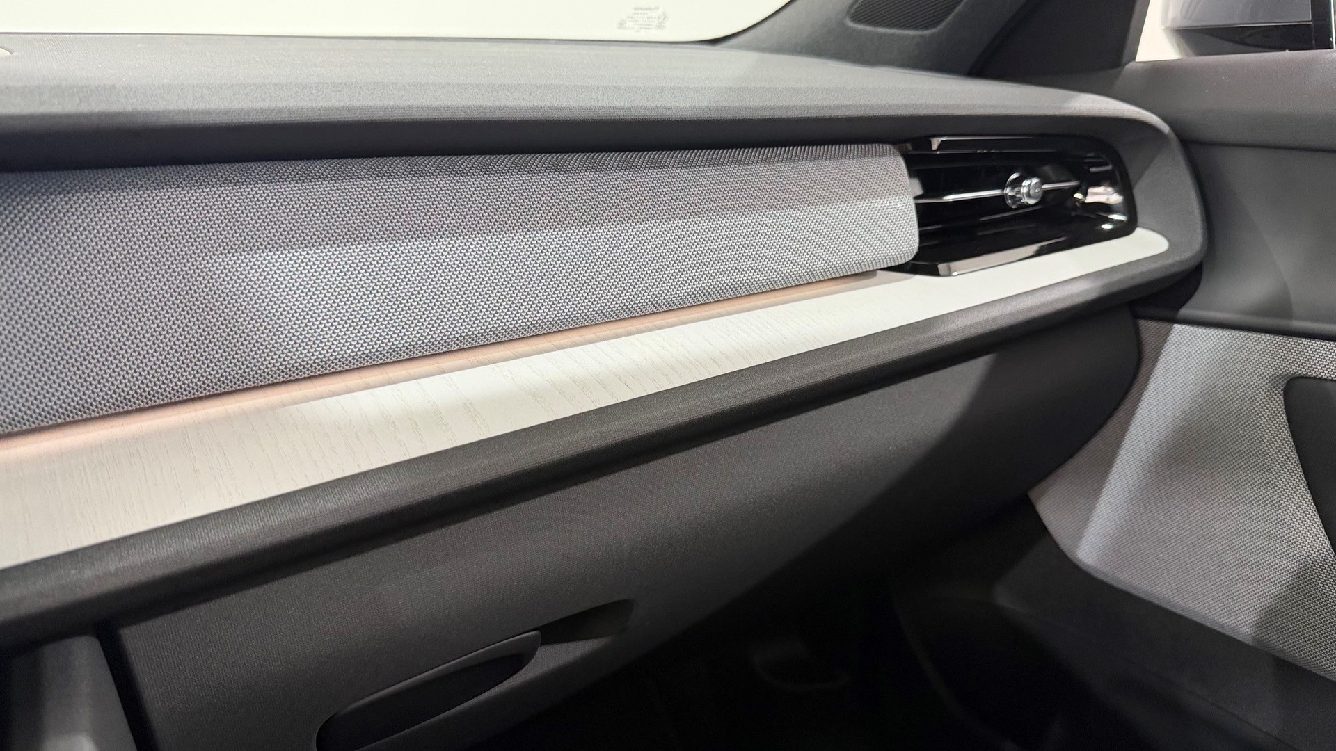 POLESTAR 2 Long Range Dual Motor Prime-image-12