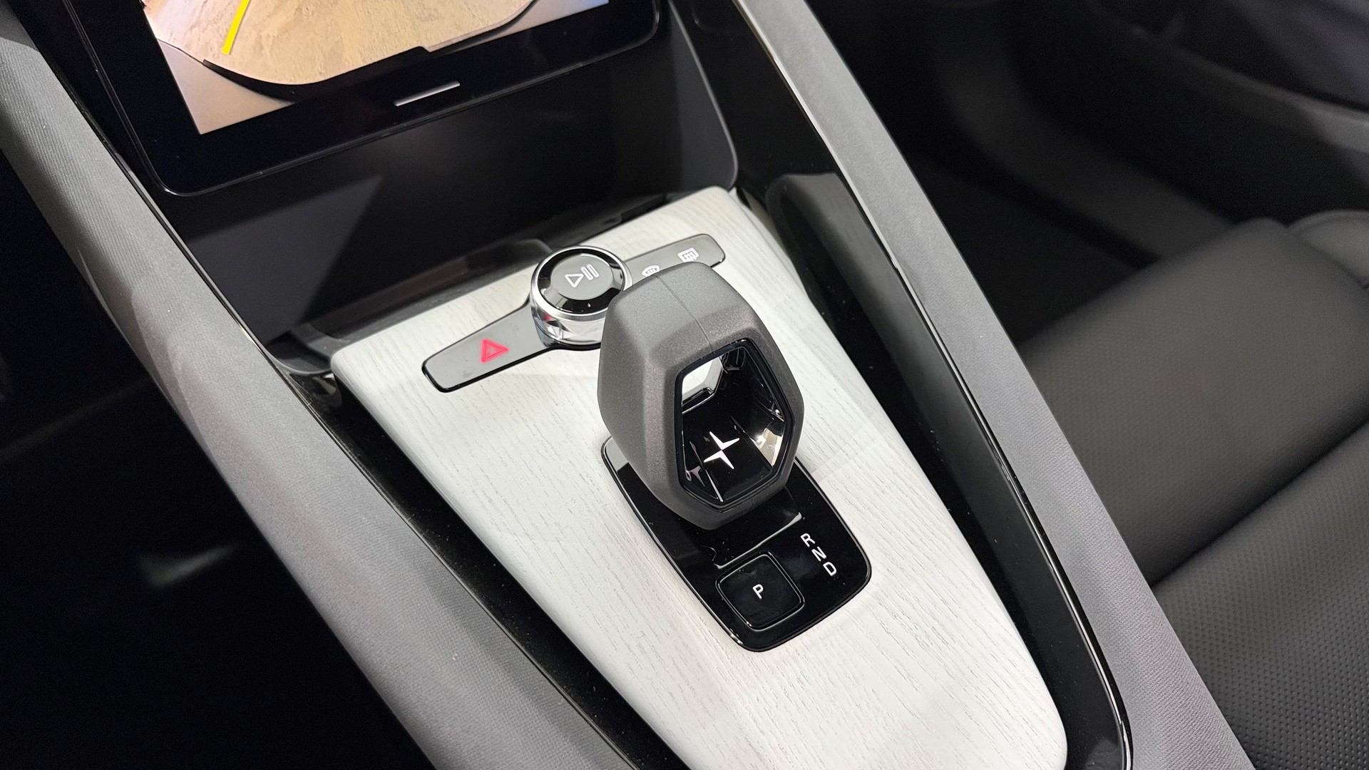 POLESTAR 2 Long Range Dual Motor Prime-image-13
