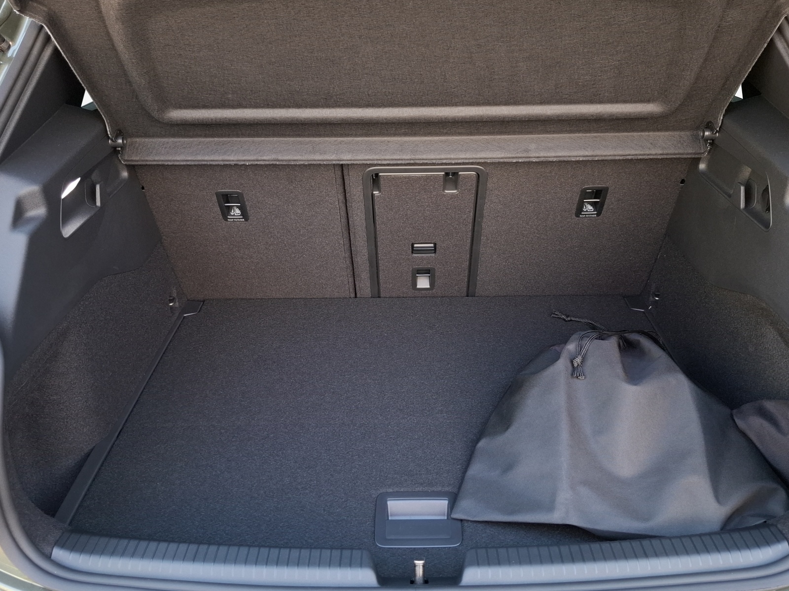 VW ID.3 Neo 58 kWh 190 PS Style-image-12
